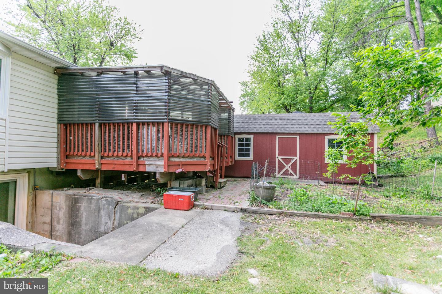 2224 MONTGOMERY AVE, WOODBRIDGE, Virginia 22191, 5 Bedrooms Bedrooms, ,3 BathroomsBathrooms,Residential,For sale,2224 MONTGOMERY AVE,VAPW2092468 MLS # VAPW2092468