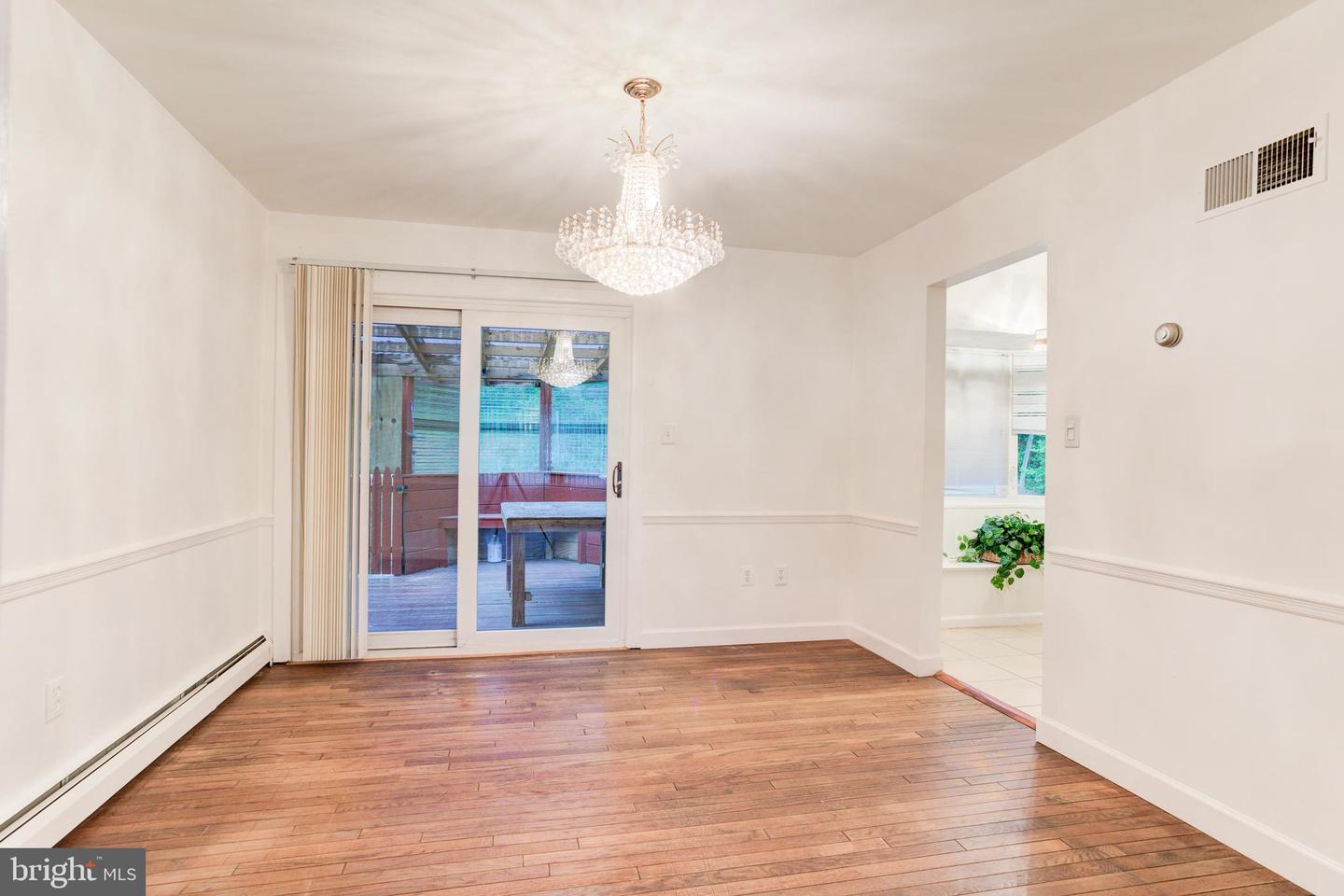 2224 MONTGOMERY AVE, WOODBRIDGE, Virginia 22191, 5 Bedrooms Bedrooms, ,3 BathroomsBathrooms,Residential,For sale,2224 MONTGOMERY AVE,VAPW2092468 MLS # VAPW2092468