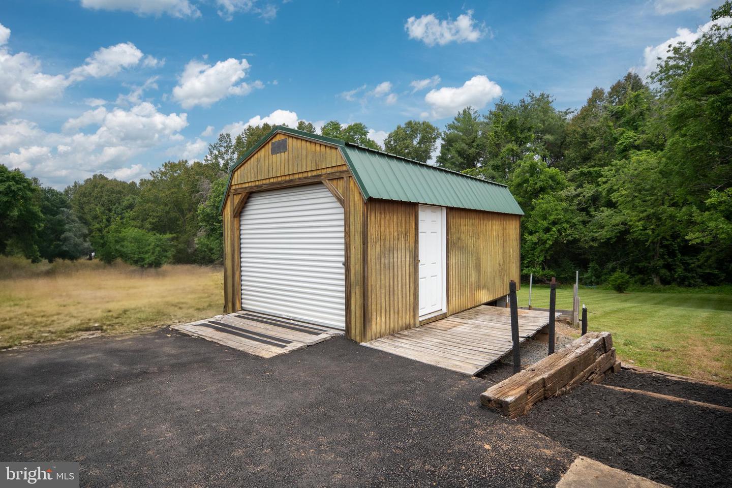 19253 ROLLING HILLS DR, CULPEPER, Virginia 22701, 3 Bedrooms Bedrooms, ,2 BathroomsBathrooms,Residential,For sale,19253 ROLLING HILLS DR,VACU2010354 MLS # VACU2010354