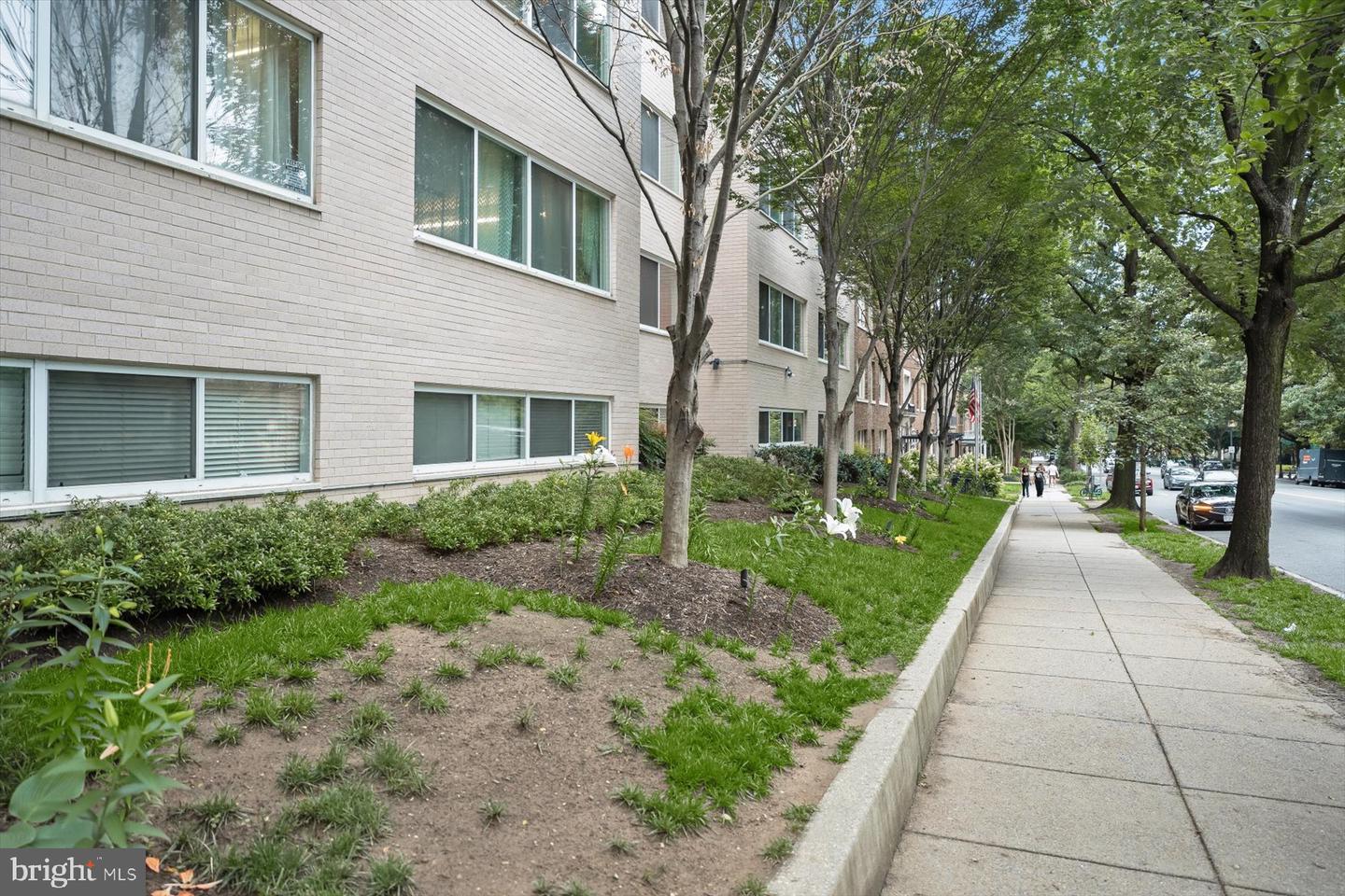 2829 CONNECTICUT AVE NW #411, WASHINGTON, District Of Columbia 20008, ,1 BathroomBathrooms,Residential,For sale,2829 CONNECTICUT AVE NW #411,DCDC2196958 MLS # DCDC2196958