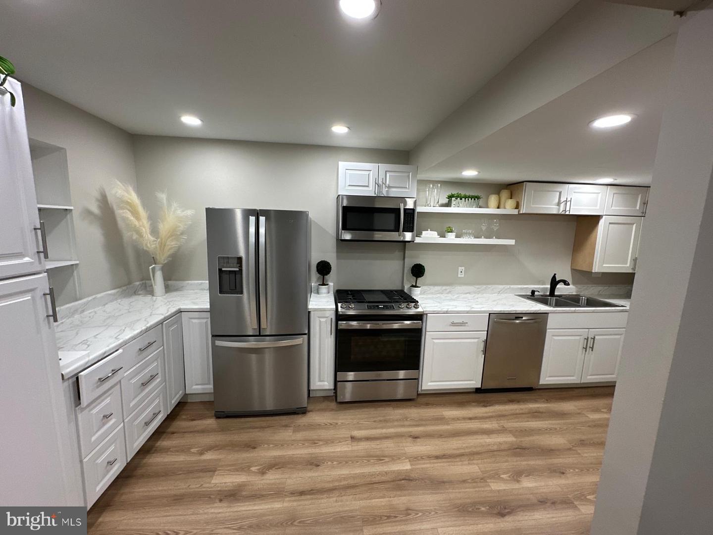 6521 GILDAR ST, ALEXANDRIA, Virginia 22310, 3 Bedrooms Bedrooms, ,3 BathroomsBathrooms,Residential,For sale,6521 GILDAR ST,VAFX2237144 MLS # VAFX2237144