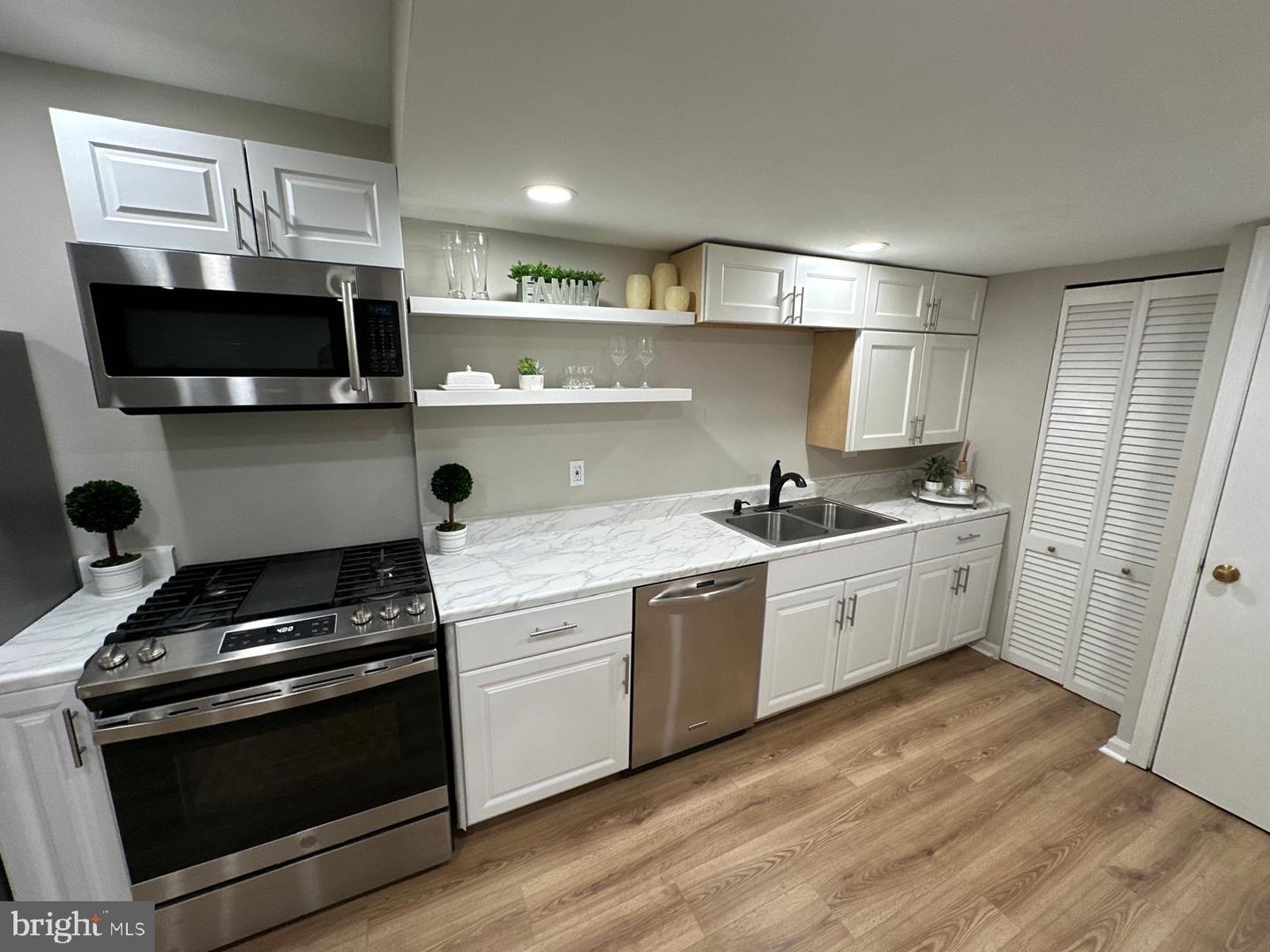 6521 GILDAR ST, ALEXANDRIA, Virginia 22310, 3 Bedrooms Bedrooms, ,3 BathroomsBathrooms,Residential,For sale,6521 GILDAR ST,VAFX2237144 MLS # VAFX2237144