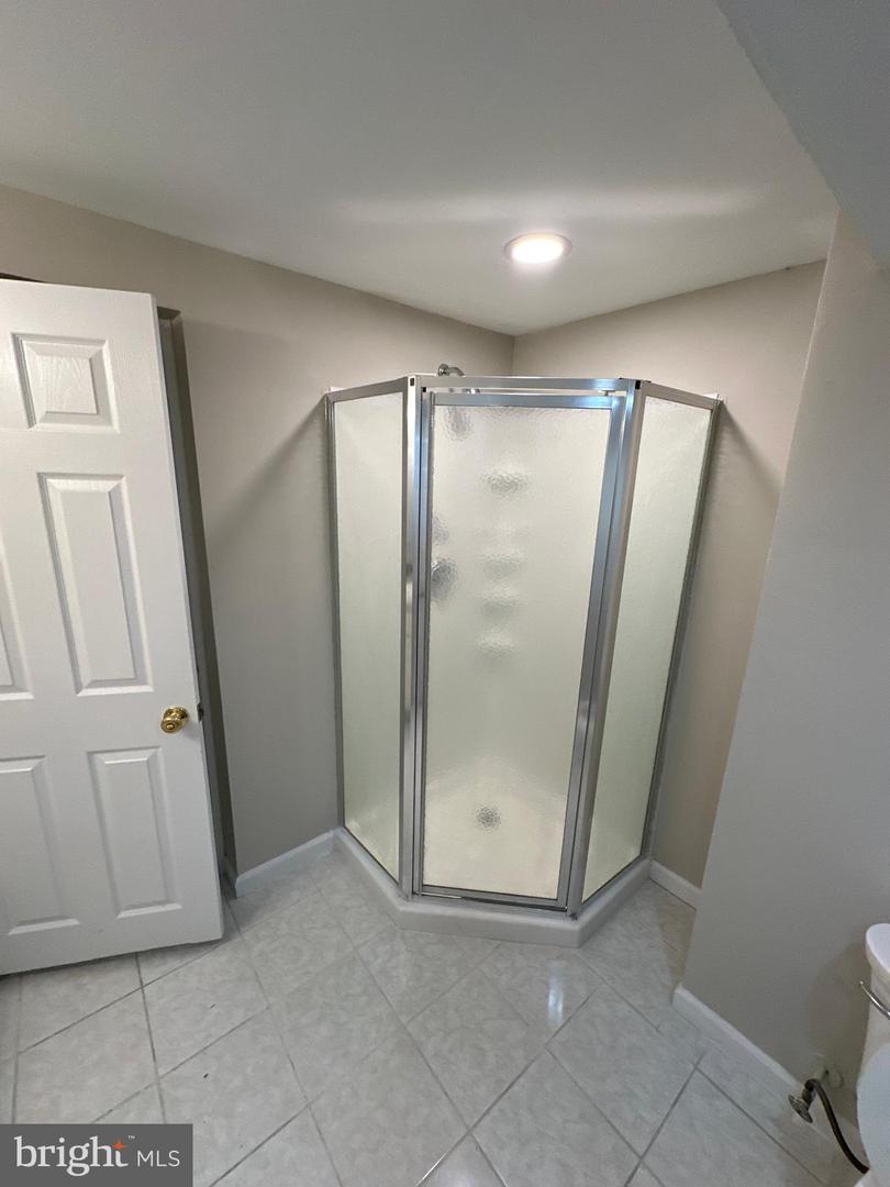 6521 GILDAR ST, ALEXANDRIA, Virginia 22310, 3 Bedrooms Bedrooms, ,3 BathroomsBathrooms,Residential,For sale,6521 GILDAR ST,VAFX2237144 MLS # VAFX2237144