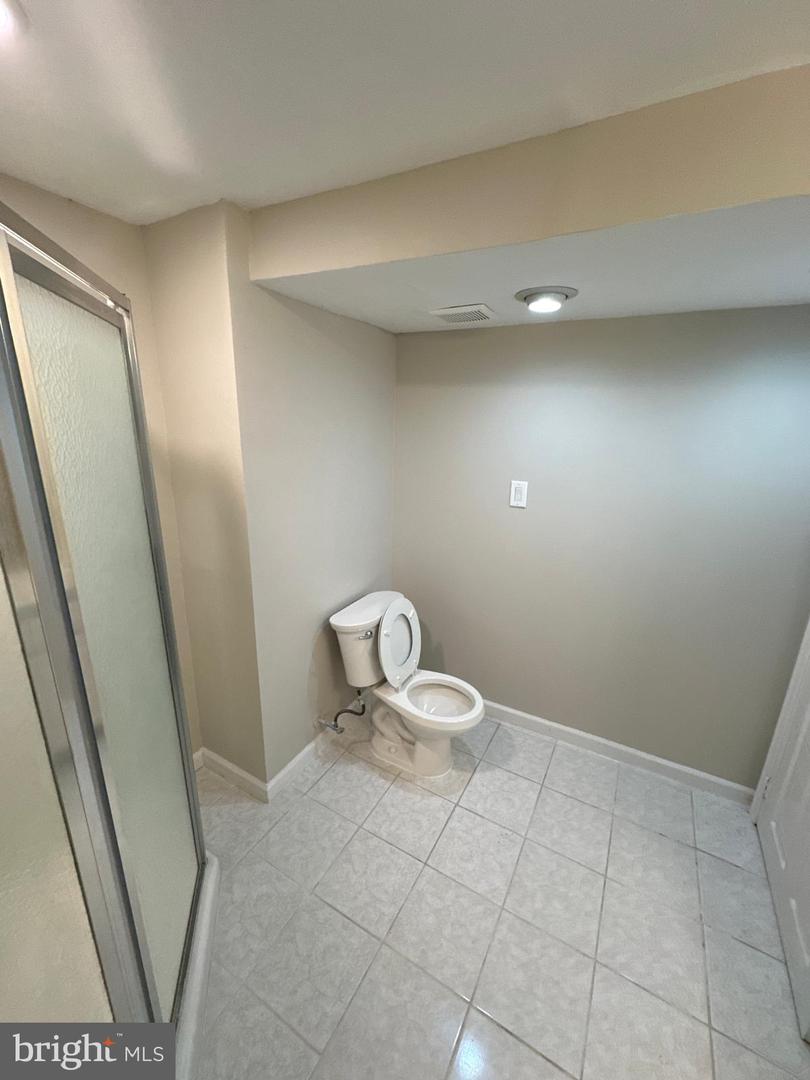 6521 GILDAR ST, ALEXANDRIA, Virginia 22310, 3 Bedrooms Bedrooms, ,3 BathroomsBathrooms,Residential,For sale,6521 GILDAR ST,VAFX2237144 MLS # VAFX2237144