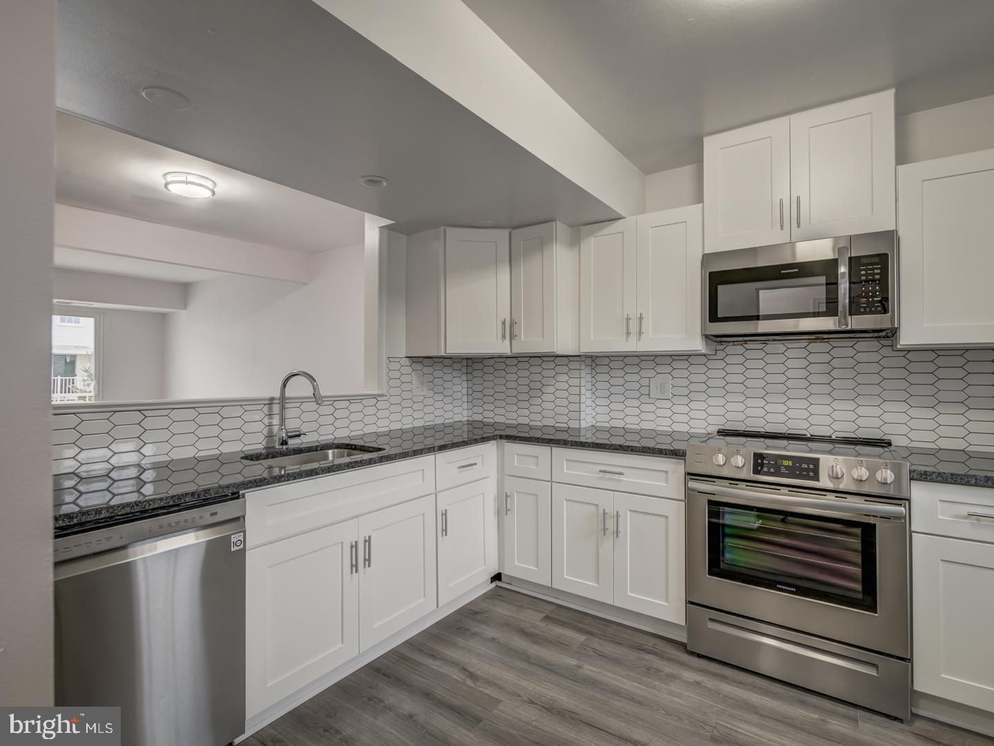 14373 SAGUARO PL, CENTREVILLE, Virginia 20121, 2 Bedrooms Bedrooms, ,1 BathroomBathrooms,Residential,For sale,14373 SAGUARO PL,VAFX2241328 MLS # VAFX2241328
