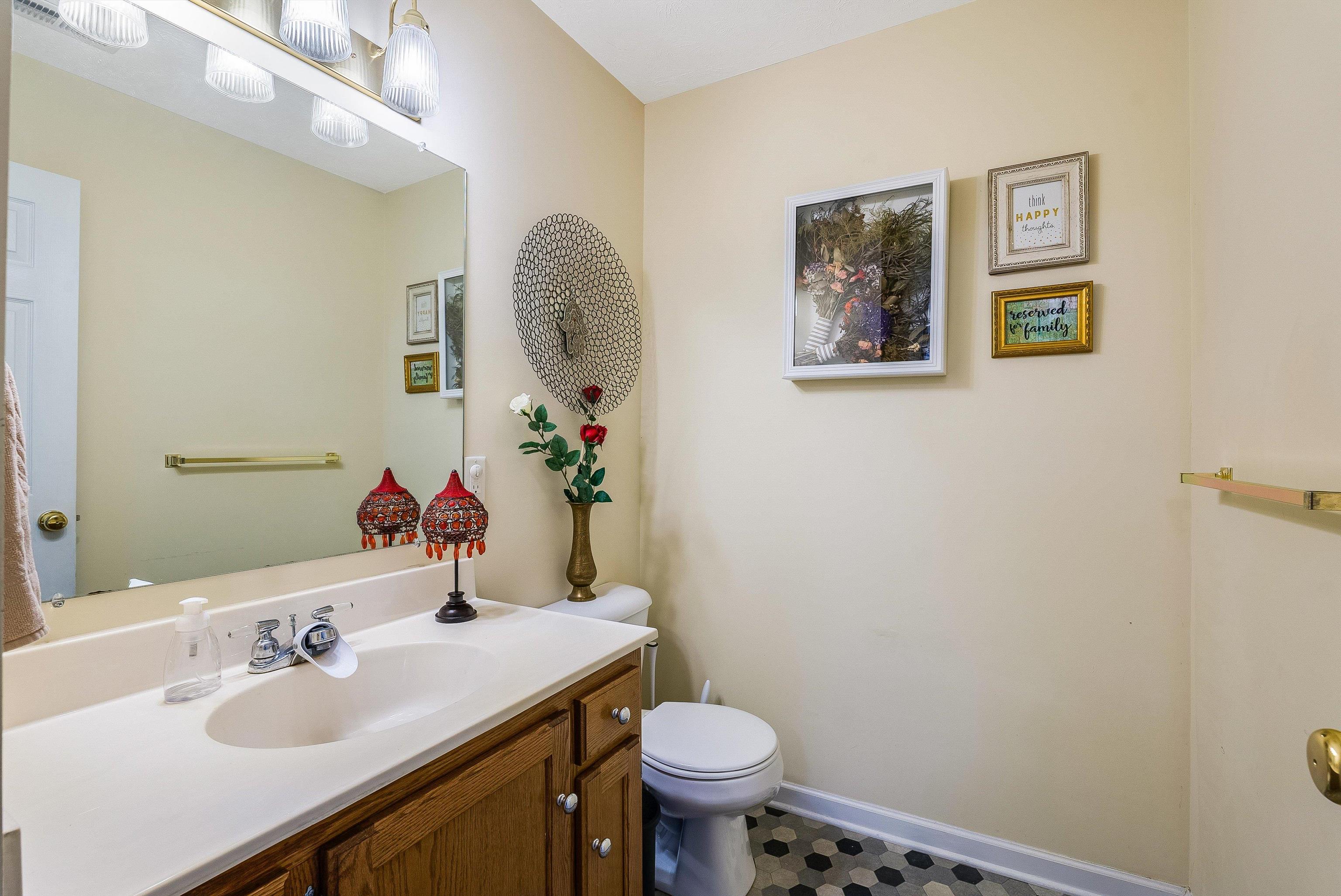 329 EMERALD DR, HARRISONBURG, Virginia 22801, 3 Bedrooms Bedrooms, ,2 BathroomsBathrooms,Residential,Charming City Townhome,329 EMERALD DR,666382 MLS # 666382