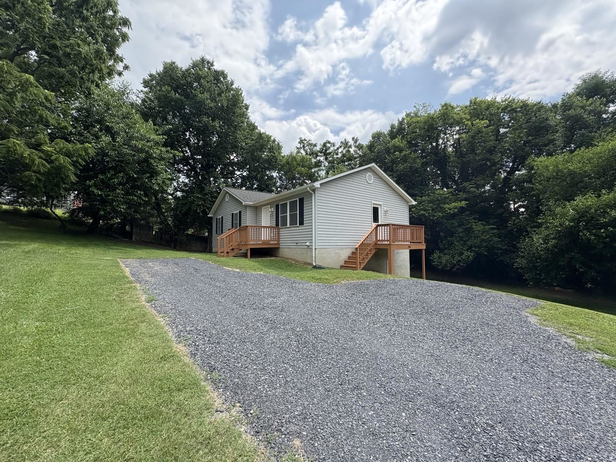 296 BRYCE BLVD, MOUNT JACKSON, Virginia 22842, 3 Bedrooms Bedrooms, ,2 BathroomsBathrooms,Residential,296 BRYCE BLVD,666396 MLS # 666396