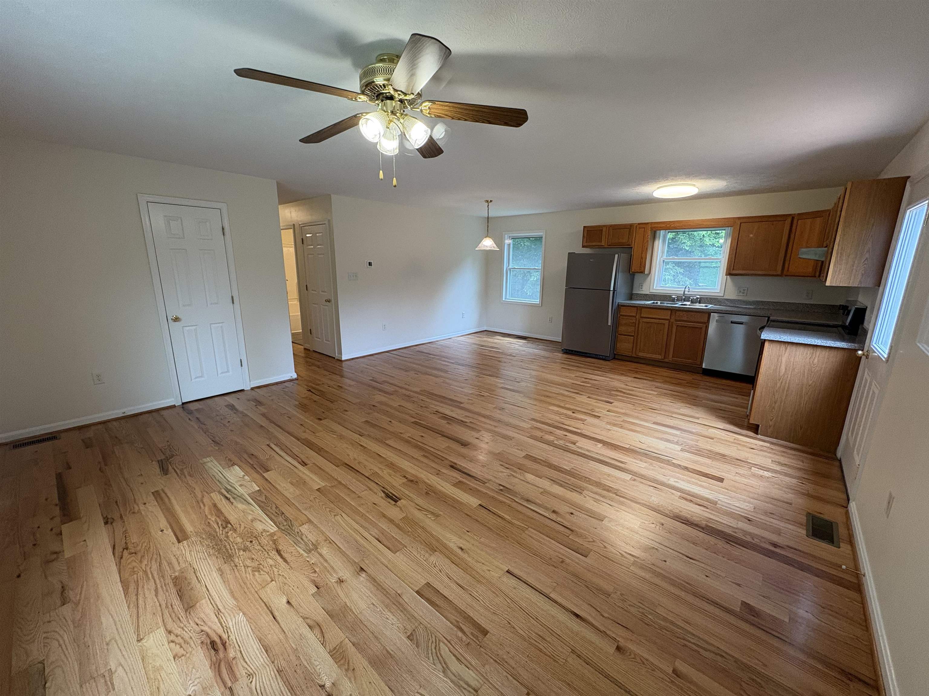 296 BRYCE BLVD, MOUNT JACKSON, Virginia 22842, 3 Bedrooms Bedrooms, ,2 BathroomsBathrooms,Residential,296 BRYCE BLVD,666396 MLS # 666396