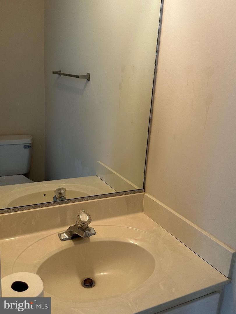 4020 ENGLANDTOWN RD, FREDERICKSBURG, Virginia 22408, 3 Bedrooms Bedrooms, 7 Rooms Rooms,1 BathroomBathrooms,Residential,For sale,4020 ENGLANDTOWN RD,VASP2033518 MLS # VASP2033518