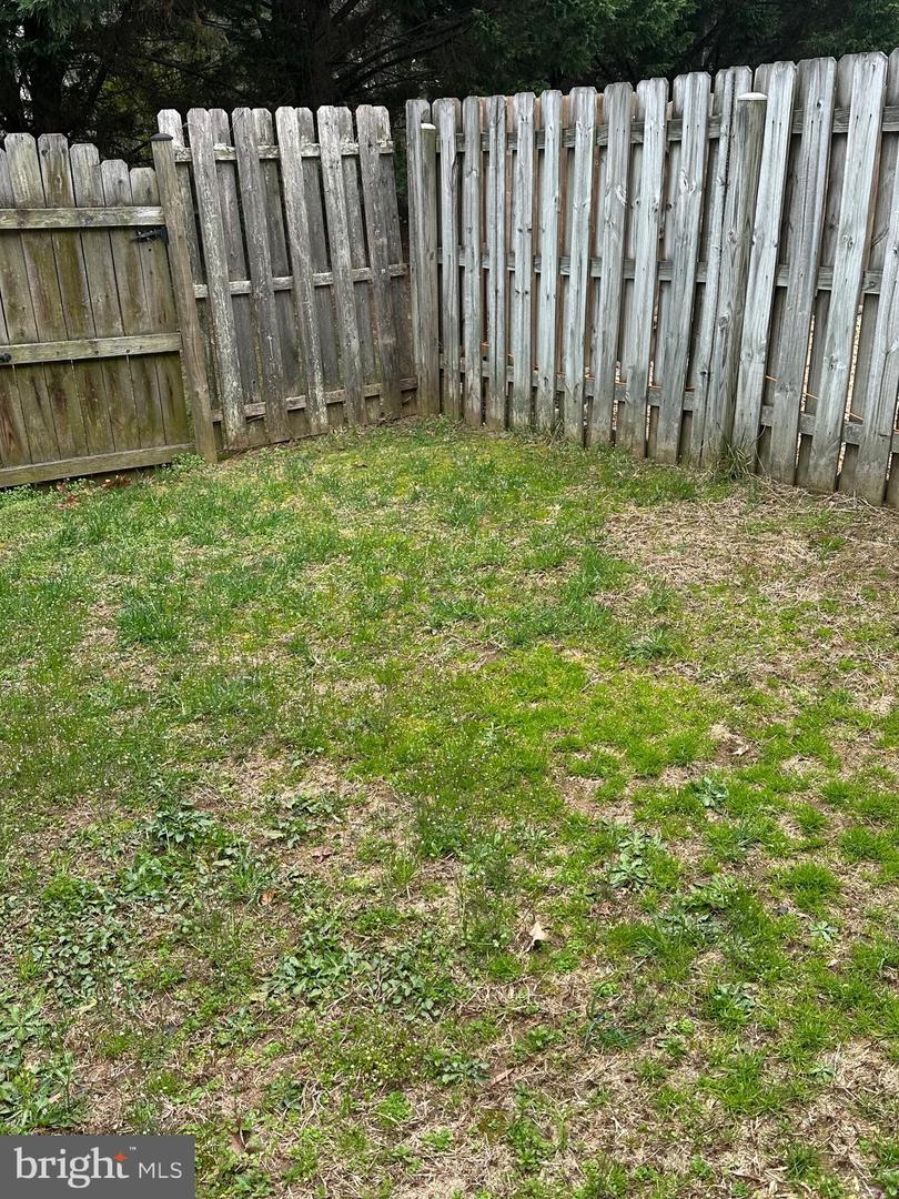 4020 ENGLANDTOWN RD, FREDERICKSBURG, Virginia 22408, 3 Bedrooms Bedrooms, 7 Rooms Rooms,1 BathroomBathrooms,Residential,For sale,4020 ENGLANDTOWN RD,VASP2033518 MLS # VASP2033518