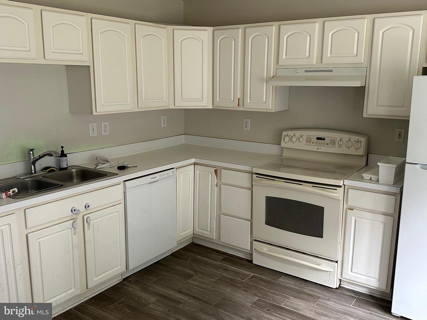 4020 ENGLANDTOWN RD, FREDERICKSBURG, Virginia 22408, 3 Bedrooms Bedrooms, 7 Rooms Rooms,1 BathroomBathrooms,Residential,For sale,4020 ENGLANDTOWN RD,VASP2033518 MLS # VASP2033518