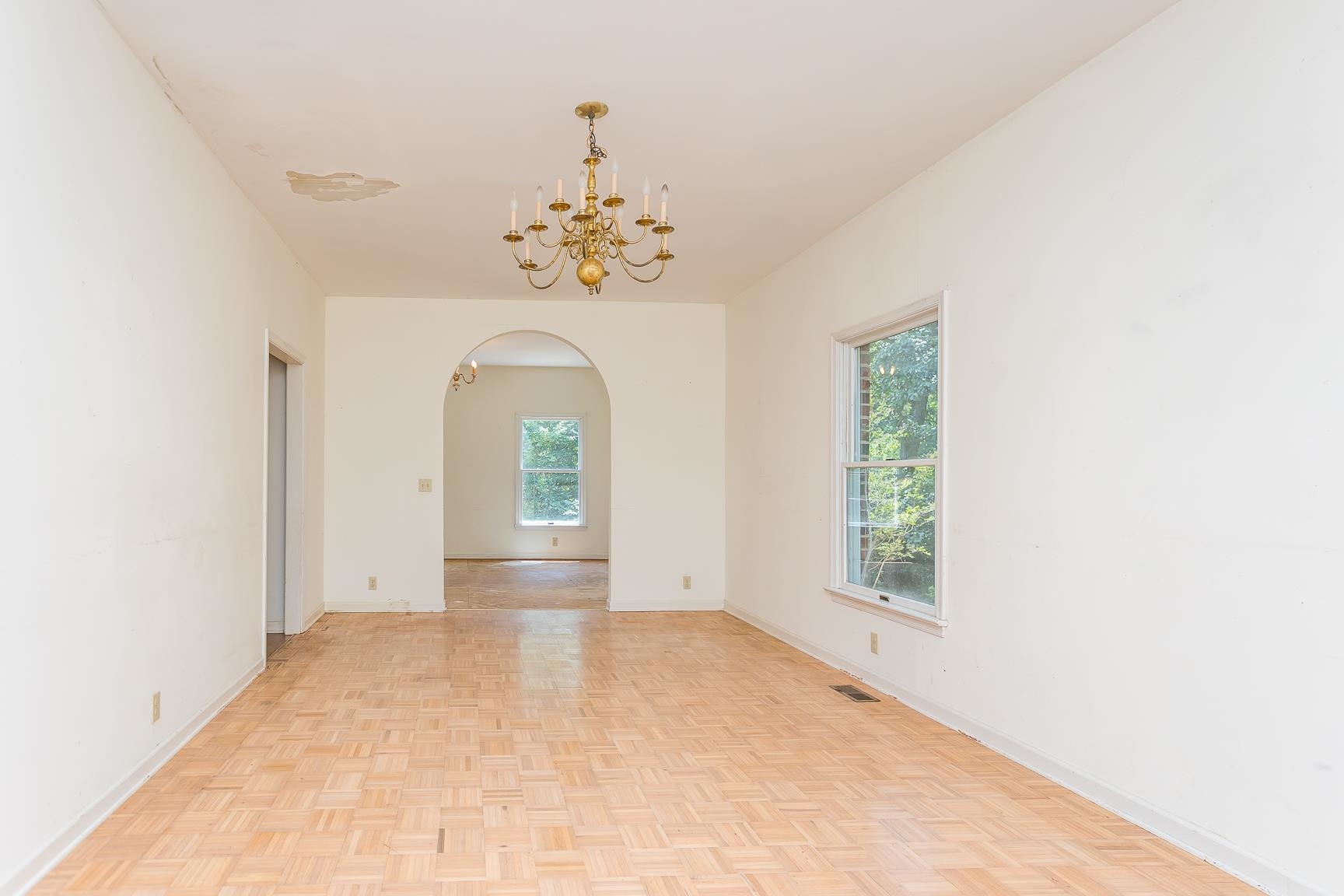 6501 SUNDAY DR, MOUNT CRAWFORD, Virginia 22841, 4 Bedrooms Bedrooms, ,2 BathroomsBathrooms,Residential,6501 SUNDAY DR,666404 MLS # 666404