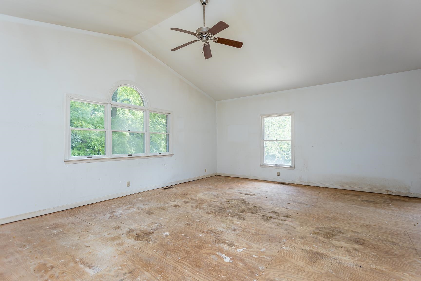 6501 SUNDAY DR, MOUNT CRAWFORD, Virginia 22841, 4 Bedrooms Bedrooms, ,2 BathroomsBathrooms,Residential,6501 SUNDAY DR,666404 MLS # 666404