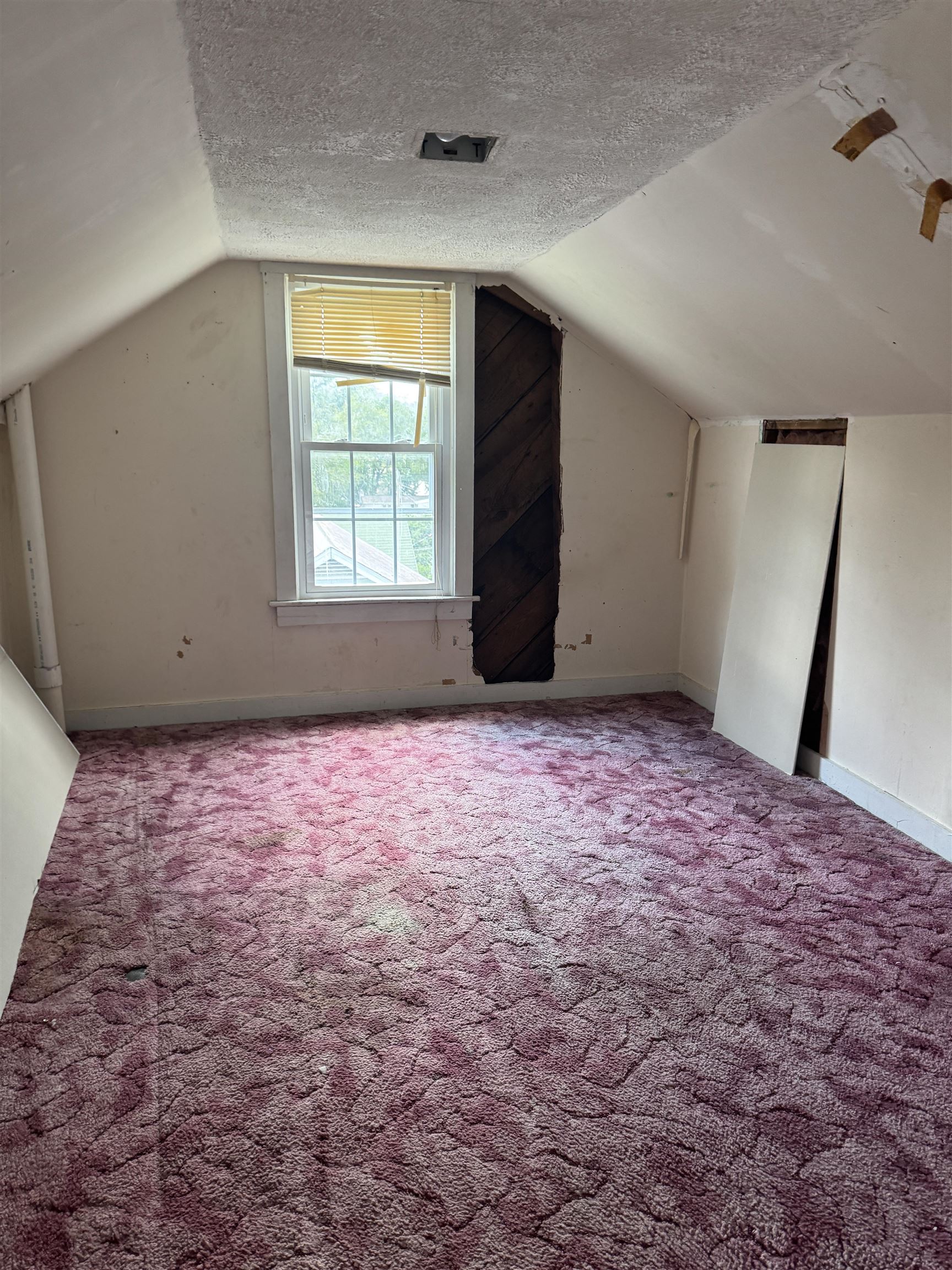 1906 FIRST ST, STAUNTON, Virginia 24401, 4 Bedrooms Bedrooms, ,2 BathroomsBathrooms,Residential,1906 FIRST ST,666406 MLS # 666406