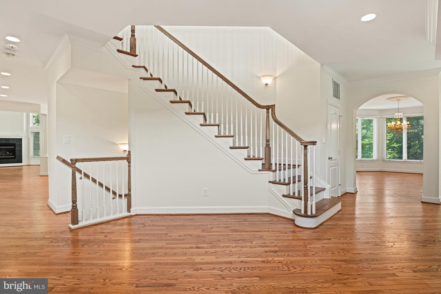 1383 CAMERON HEATH DR, RESTON, Virginia 20194, 5 Bedrooms Bedrooms, ,4 BathroomsBathrooms,Residential,For sale,1383 CAMERON HEATH DR,VAFX2247482 MLS # VAFX2247482