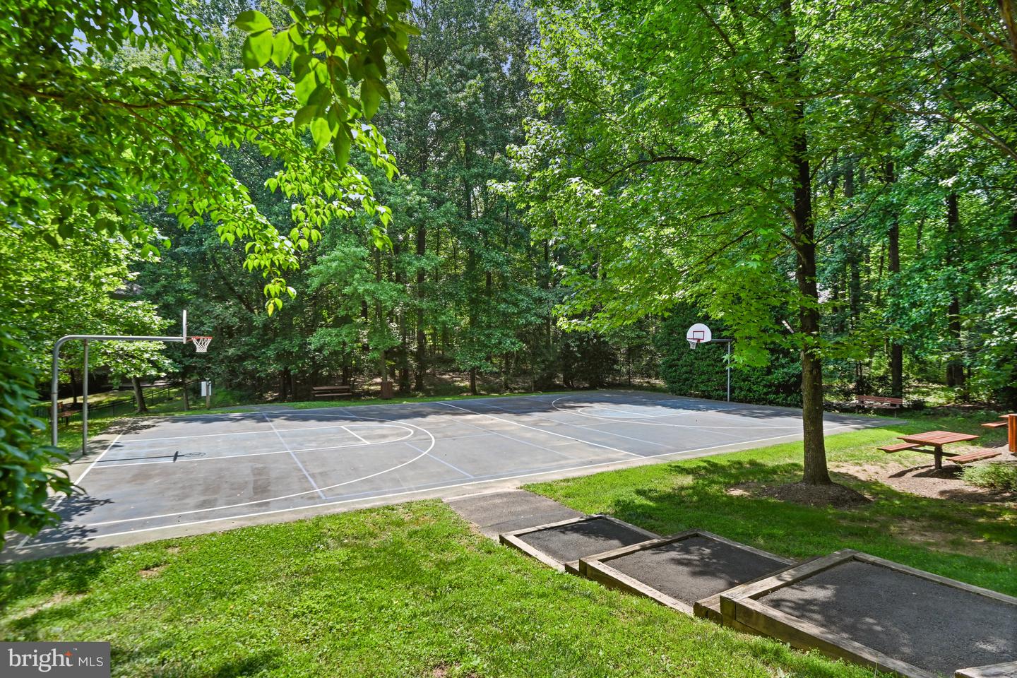 1383 CAMERON HEATH DR, RESTON, Virginia 20194, 5 Bedrooms Bedrooms, ,4 BathroomsBathrooms,Residential,For sale,1383 CAMERON HEATH DR,VAFX2247482 MLS # VAFX2247482
