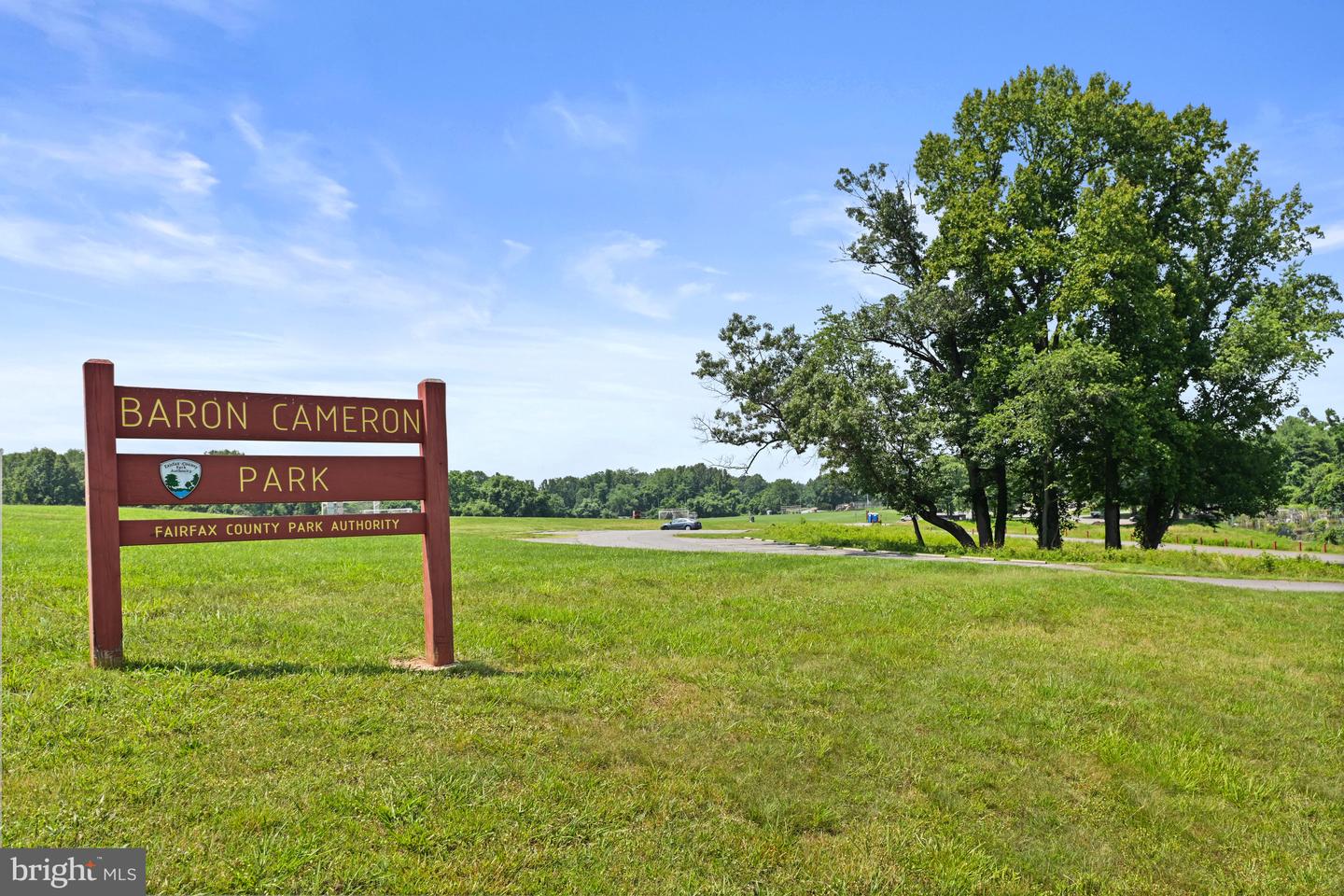 1383 CAMERON HEATH DR, RESTON, Virginia 20194, 5 Bedrooms Bedrooms, ,4 BathroomsBathrooms,Residential,For sale,1383 CAMERON HEATH DR,VAFX2247482 MLS # VAFX2247482