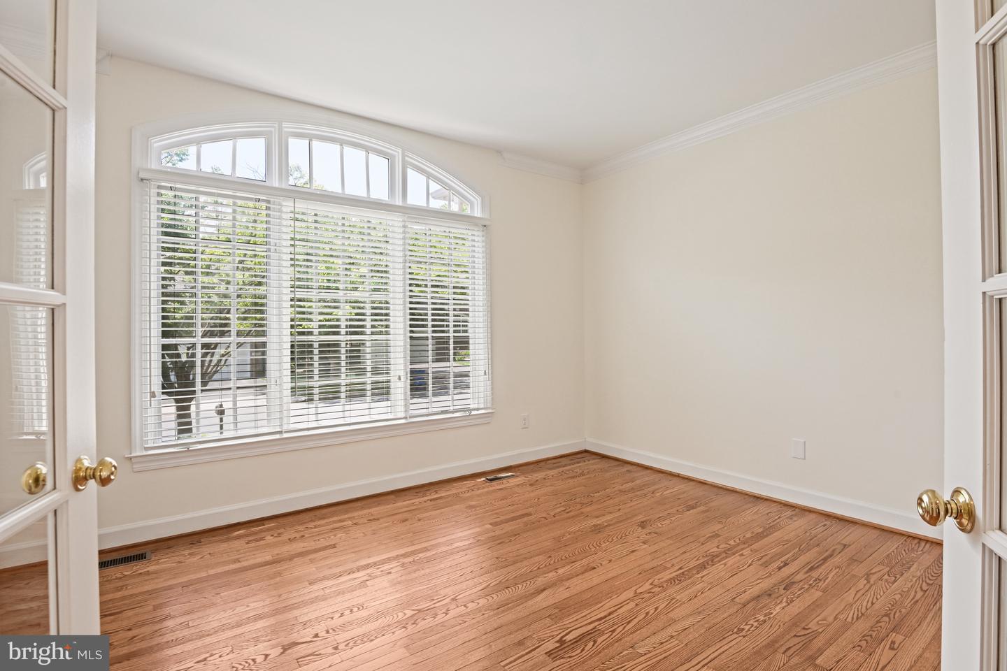 1383 CAMERON HEATH DR, RESTON, Virginia 20194, 5 Bedrooms Bedrooms, ,4 BathroomsBathrooms,Residential,For sale,1383 CAMERON HEATH DR,VAFX2247482 MLS # VAFX2247482