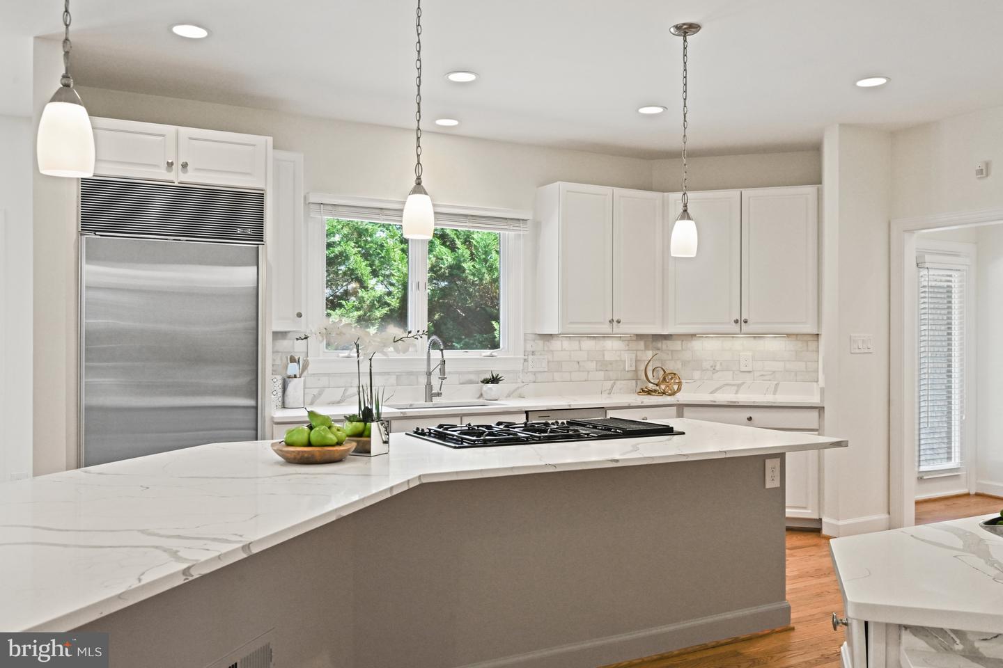 1383 CAMERON HEATH DR, RESTON, Virginia 20194, 5 Bedrooms Bedrooms, ,4 BathroomsBathrooms,Residential,For sale,1383 CAMERON HEATH DR,VAFX2247482 MLS # VAFX2247482