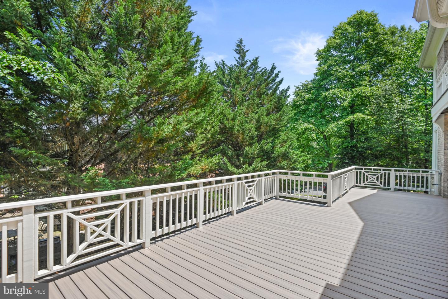 1383 CAMERON HEATH DR, RESTON, Virginia 20194, 5 Bedrooms Bedrooms, ,4 BathroomsBathrooms,Residential,For sale,1383 CAMERON HEATH DR,VAFX2247482 MLS # VAFX2247482
