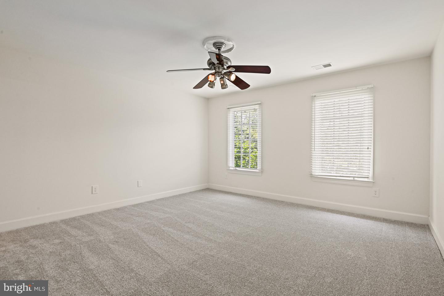 1383 CAMERON HEATH DR, RESTON, Virginia 20194, 5 Bedrooms Bedrooms, ,4 BathroomsBathrooms,Residential,For sale,1383 CAMERON HEATH DR,VAFX2247482 MLS # VAFX2247482