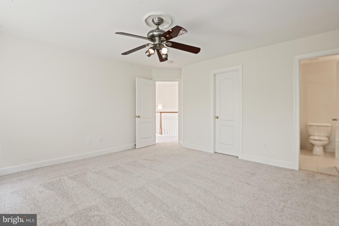 1383 CAMERON HEATH DR, RESTON, Virginia 20194, 5 Bedrooms Bedrooms, ,4 BathroomsBathrooms,Residential,For sale,1383 CAMERON HEATH DR,VAFX2247482 MLS # VAFX2247482