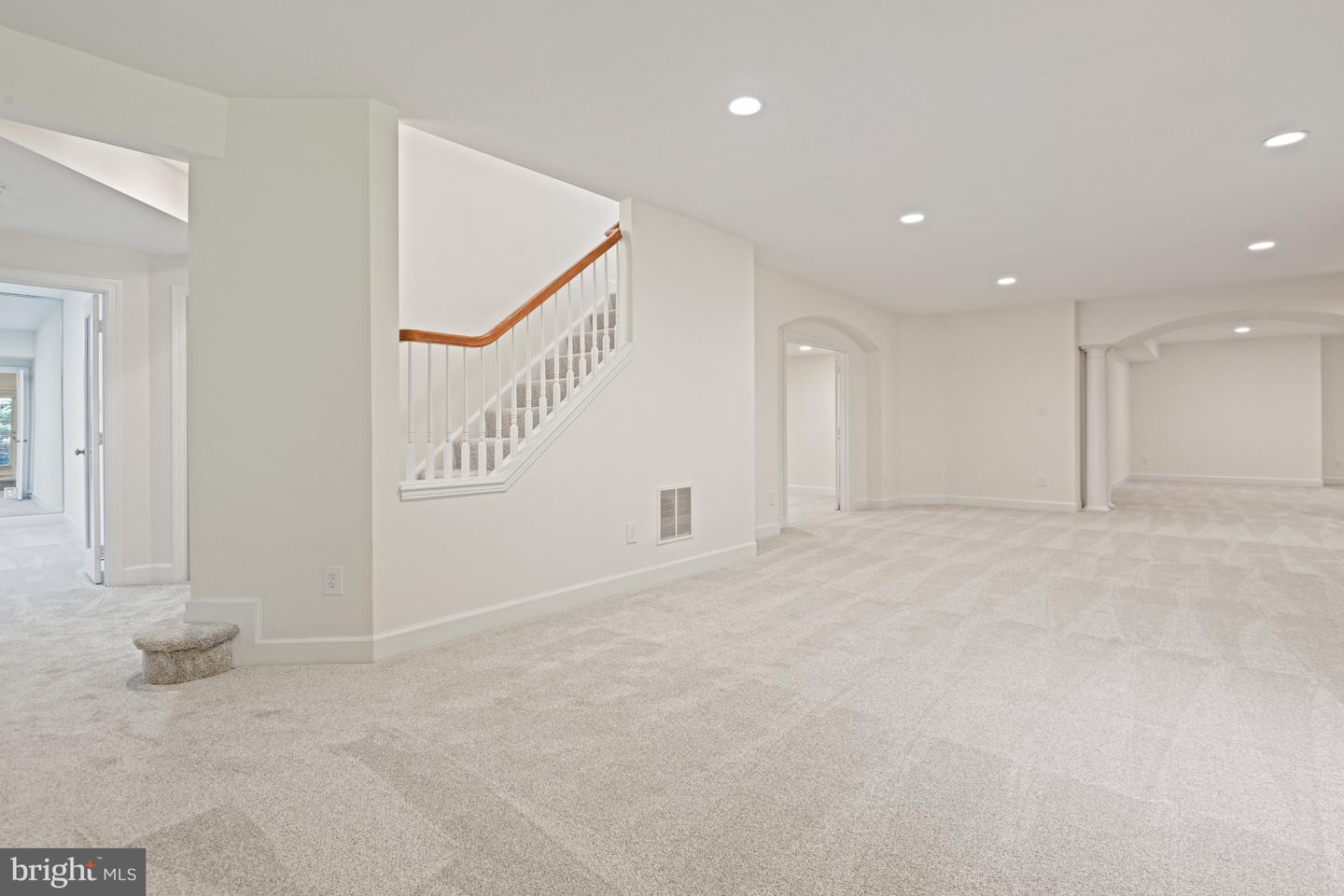 1383 CAMERON HEATH DR, RESTON, Virginia 20194, 5 Bedrooms Bedrooms, ,4 BathroomsBathrooms,Residential,For sale,1383 CAMERON HEATH DR,VAFX2247482 MLS # VAFX2247482
