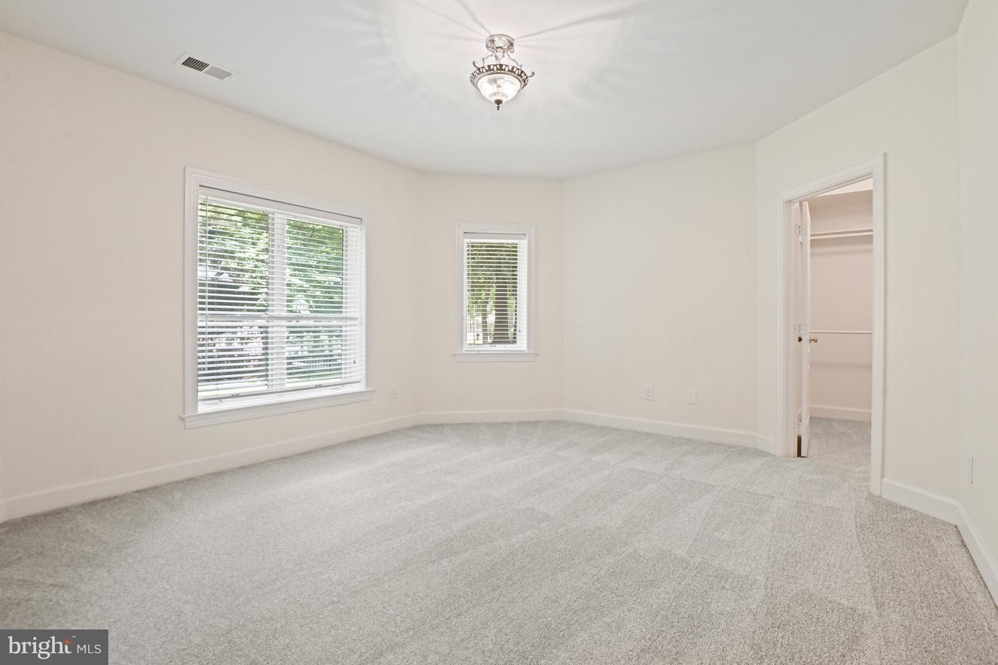 1383 CAMERON HEATH DR, RESTON, Virginia 20194, 5 Bedrooms Bedrooms, ,4 BathroomsBathrooms,Residential,For sale,1383 CAMERON HEATH DR,VAFX2247482 MLS # VAFX2247482