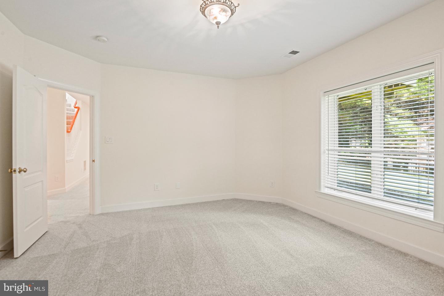 1383 CAMERON HEATH DR, RESTON, Virginia 20194, 5 Bedrooms Bedrooms, ,4 BathroomsBathrooms,Residential,For sale,1383 CAMERON HEATH DR,VAFX2247482 MLS # VAFX2247482