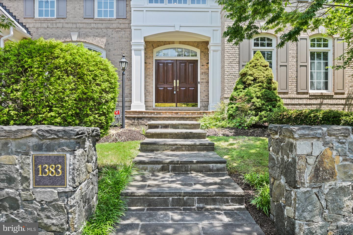 1383 CAMERON HEATH DR, RESTON, Virginia 20194, 5 Bedrooms Bedrooms, ,4 BathroomsBathrooms,Residential,For sale,1383 CAMERON HEATH DR,VAFX2247482 MLS # VAFX2247482