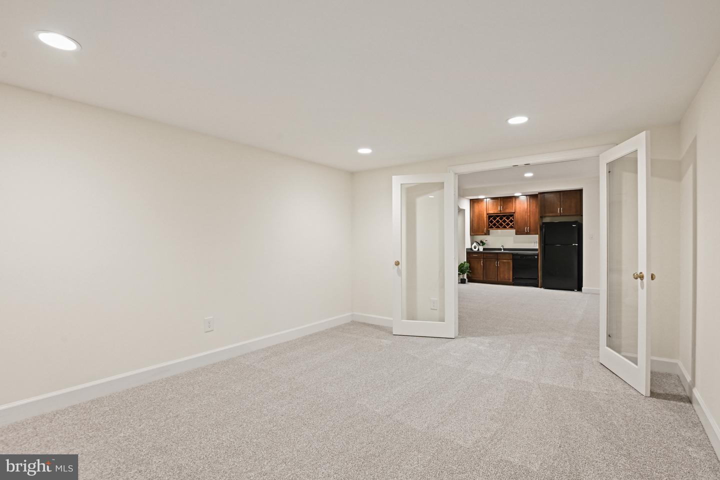 1383 CAMERON HEATH DR, RESTON, Virginia 20194, 5 Bedrooms Bedrooms, ,4 BathroomsBathrooms,Residential,For sale,1383 CAMERON HEATH DR,VAFX2247482 MLS # VAFX2247482
