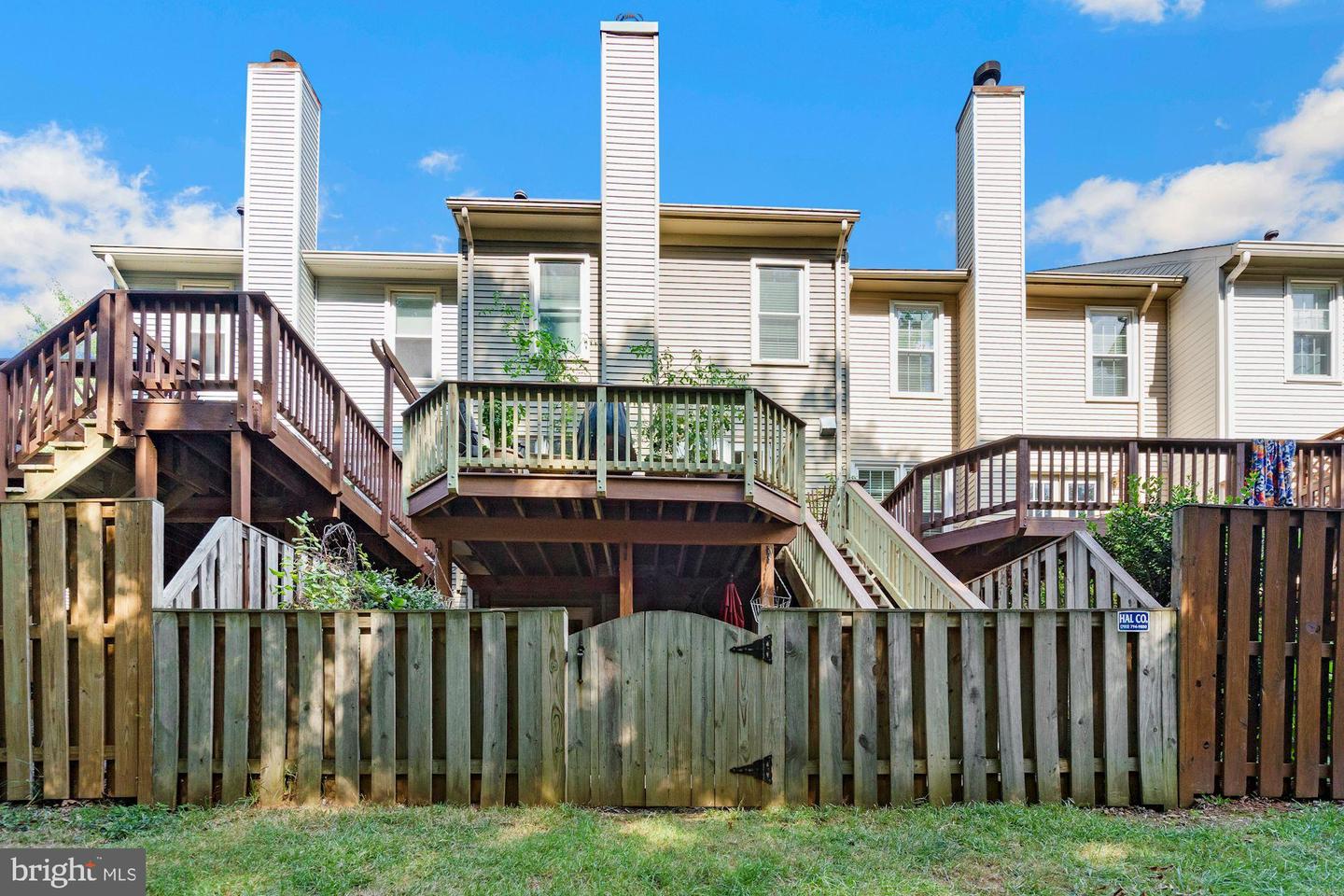 7228 LENSFIELD CT, ALEXANDRIA, Virginia 22315, 3 Bedrooms Bedrooms, ,3 BathroomsBathrooms,Residential,For sale,7228 LENSFIELD CT,VAFX2249676 MLS # VAFX2249676