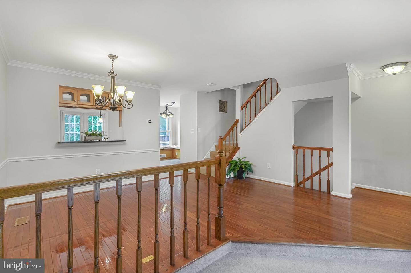 7228 LENSFIELD CT, ALEXANDRIA, Virginia 22315, 3 Bedrooms Bedrooms, ,3 BathroomsBathrooms,Residential,For sale,7228 LENSFIELD CT,VAFX2249676 MLS # VAFX2249676