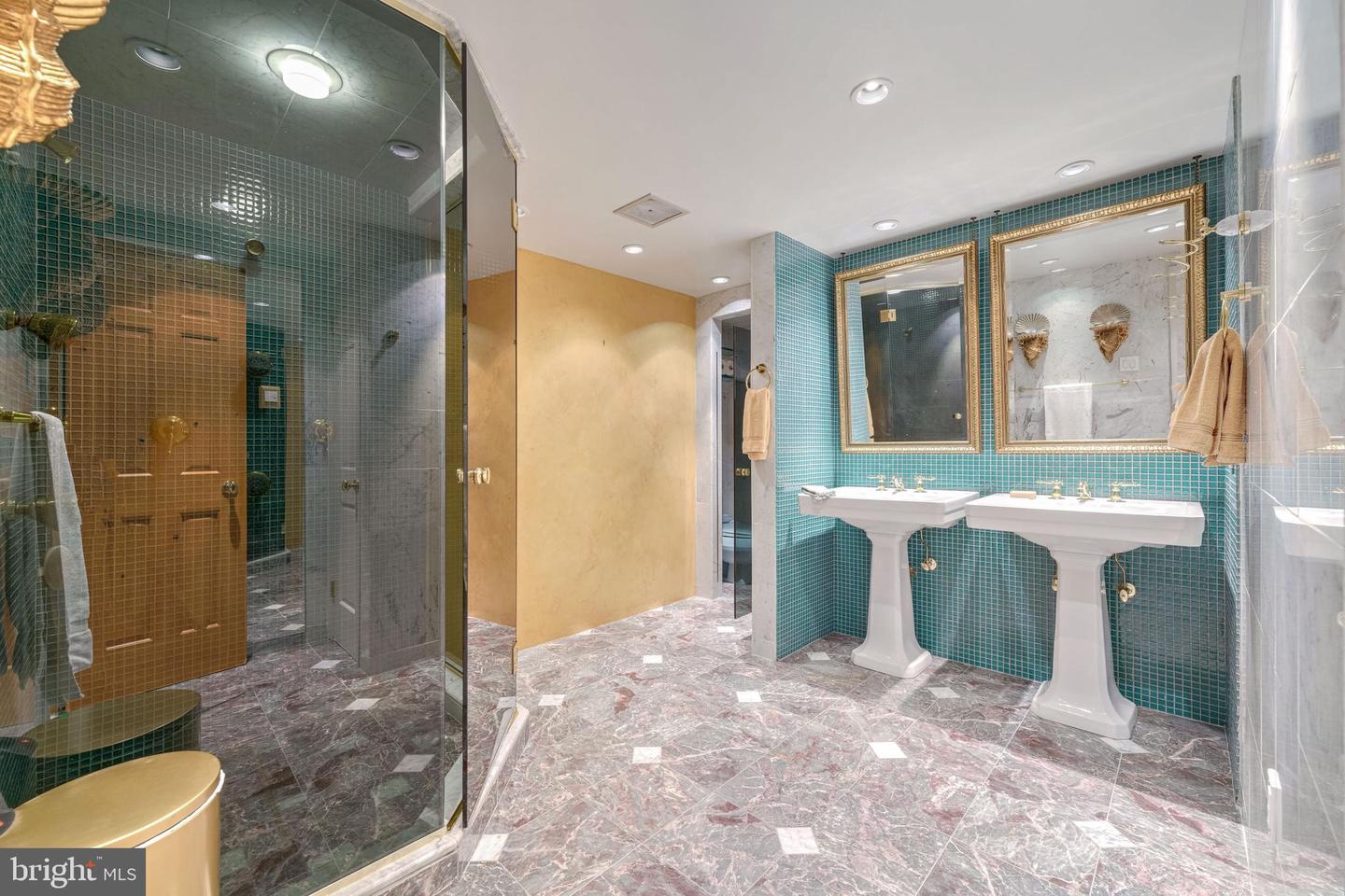 800 25TH ST NW #806, WASHINGTON, District Of Columbia 20037, 2 Bedrooms Bedrooms, ,1 BathroomBathrooms,Residential,For sale,800 25TH ST NW #806,DCDC2207472 MLS # DCDC2207472