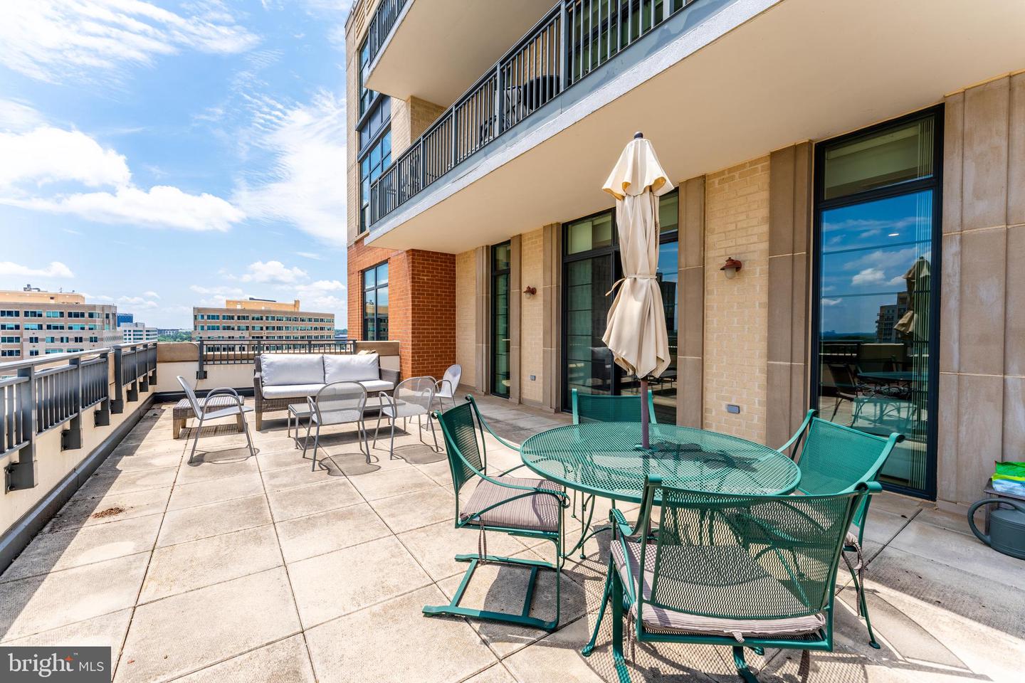 1830 FOUNTAIN DR #1305, RESTON, Virginia 20190, 3 Bedrooms Bedrooms, ,3 BathroomsBathrooms,Residential,For sale,1830 FOUNTAIN DR #1305,VAFX2250666 MLS # VAFX2250666