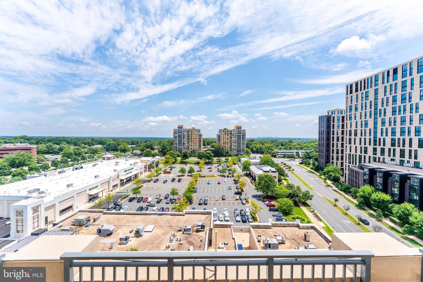 1830 FOUNTAIN DR #1305, RESTON, Virginia 20190, 3 Bedrooms Bedrooms, ,3 BathroomsBathrooms,Residential,For sale,1830 FOUNTAIN DR #1305,VAFX2250666 MLS # VAFX2250666