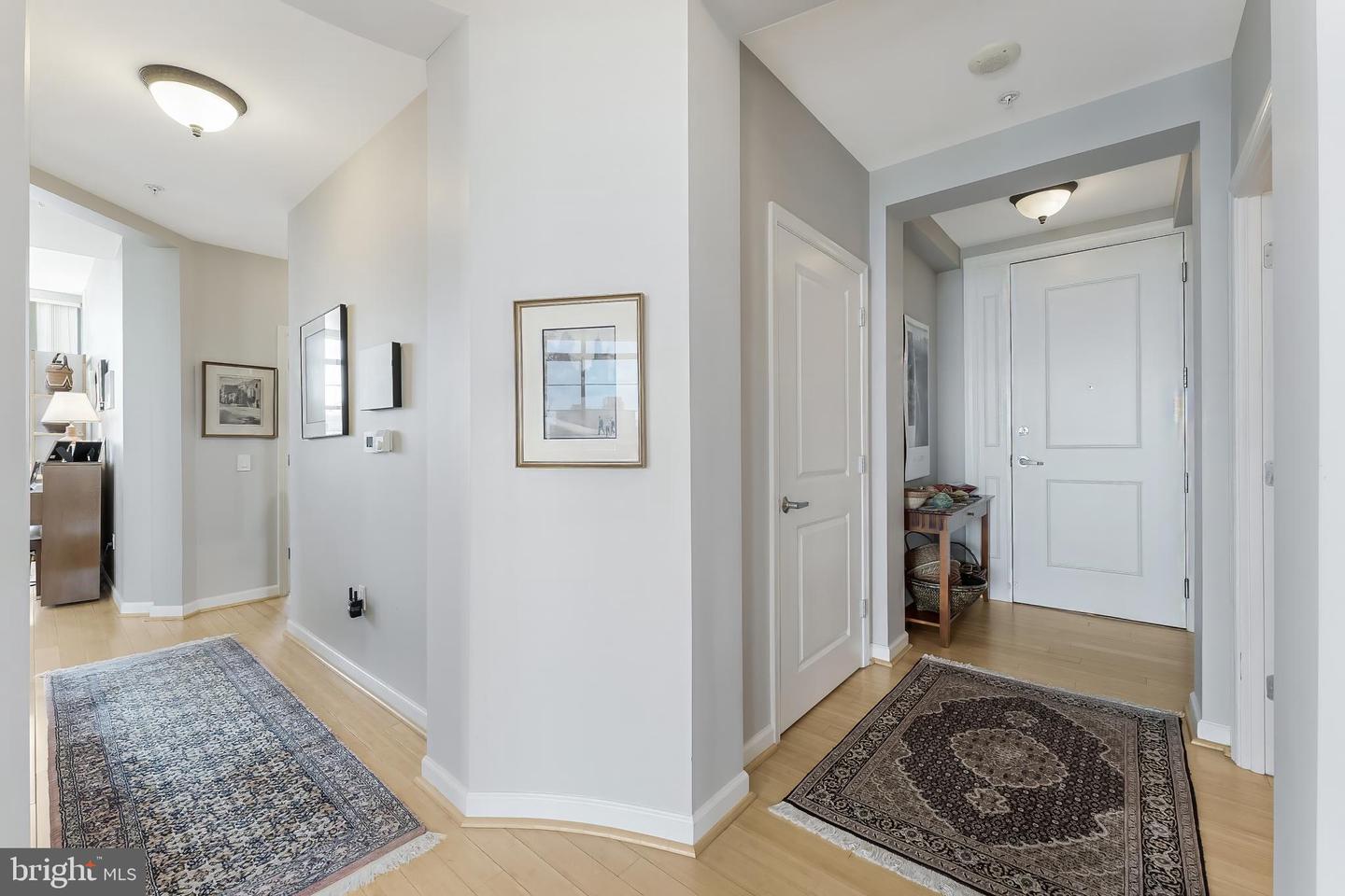 1830 FOUNTAIN DR #1305, RESTON, Virginia 20190, 3 Bedrooms Bedrooms, ,3 BathroomsBathrooms,Residential,For sale,1830 FOUNTAIN DR #1305,VAFX2250666 MLS # VAFX2250666