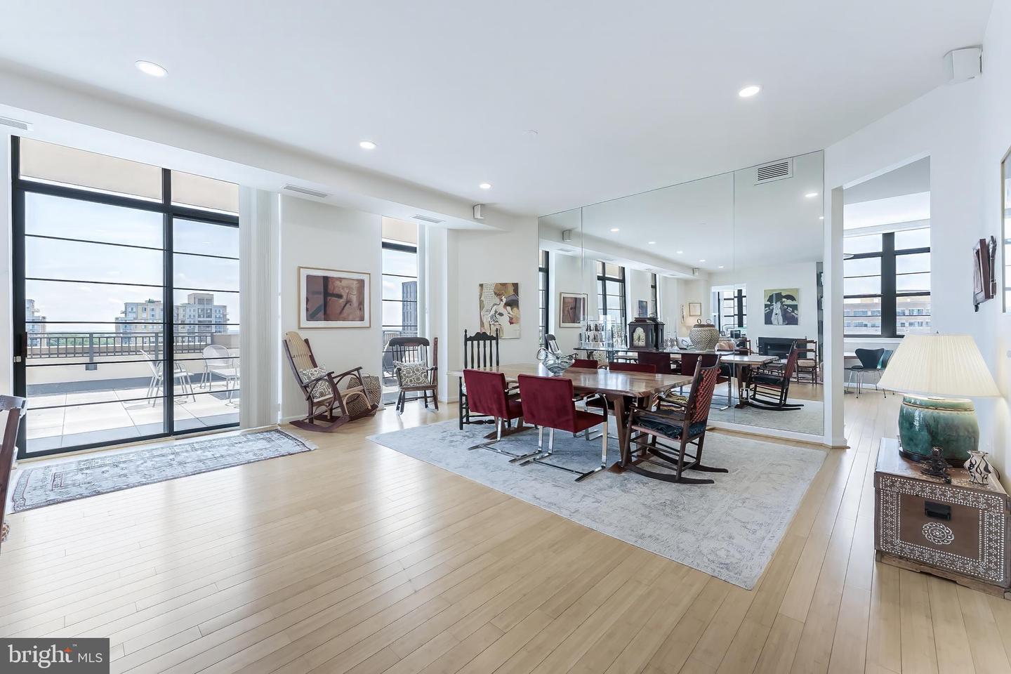 1830 FOUNTAIN DR #1305, RESTON, Virginia 20190, 3 Bedrooms Bedrooms, ,3 BathroomsBathrooms,Residential,For sale,1830 FOUNTAIN DR #1305,VAFX2250666 MLS # VAFX2250666