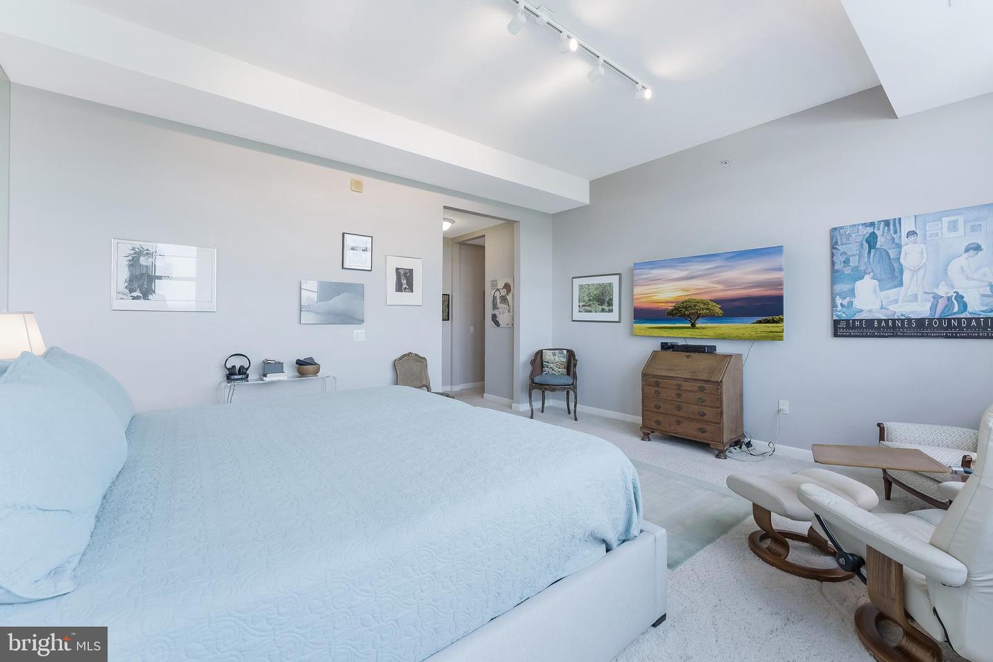 1830 FOUNTAIN DR #1305, RESTON, Virginia 20190, 3 Bedrooms Bedrooms, ,3 BathroomsBathrooms,Residential,For sale,1830 FOUNTAIN DR #1305,VAFX2250666 MLS # VAFX2250666