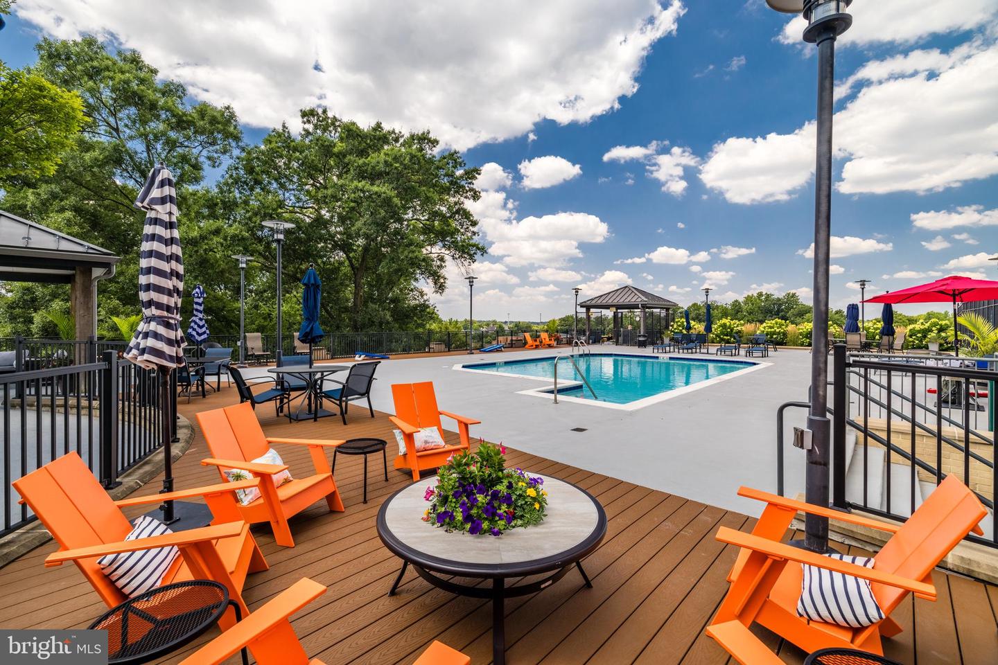 1830 FOUNTAIN DR #1305, RESTON, Virginia 20190, 3 Bedrooms Bedrooms, ,3 BathroomsBathrooms,Residential,For sale,1830 FOUNTAIN DR #1305,VAFX2250666 MLS # VAFX2250666