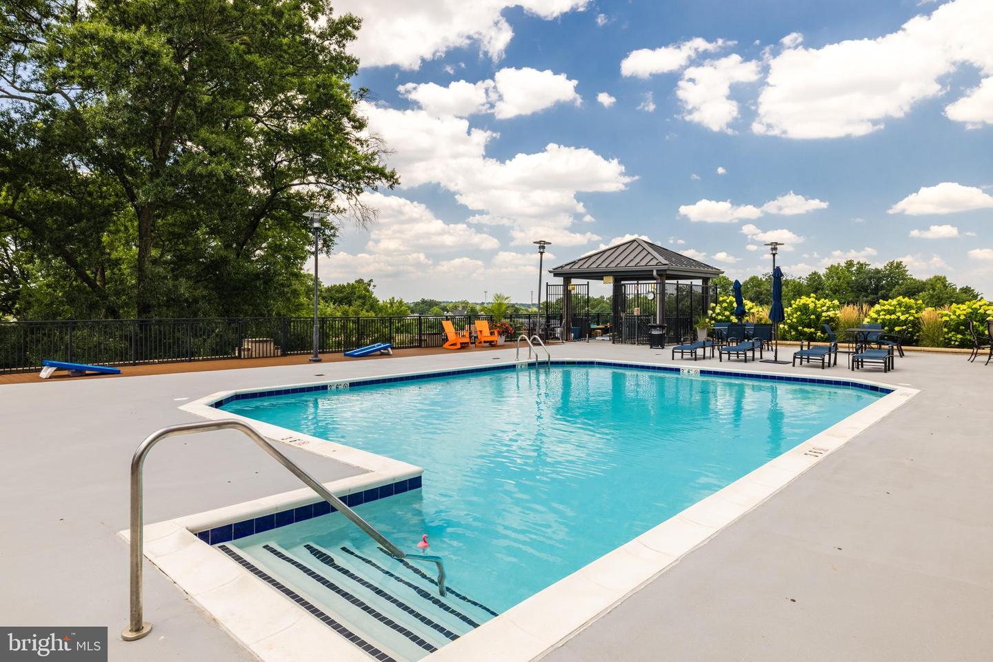 1830 FOUNTAIN DR #1305, RESTON, Virginia 20190, 3 Bedrooms Bedrooms, ,3 BathroomsBathrooms,Residential,For sale,1830 FOUNTAIN DR #1305,VAFX2250666 MLS # VAFX2250666