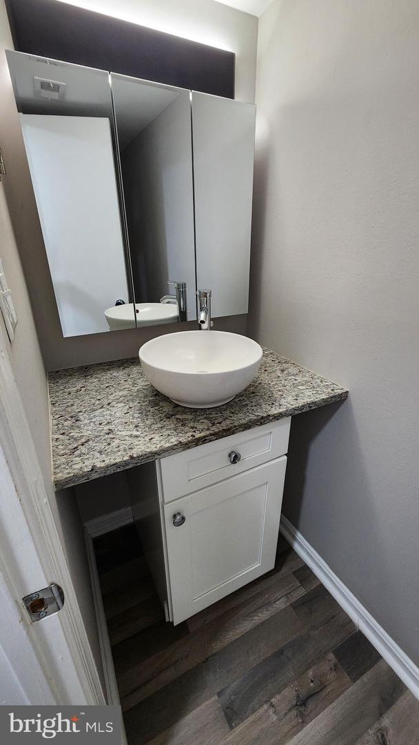 7817 W POINT CT, MANASSAS, Virginia 20109, 3 Bedrooms Bedrooms, ,2 BathroomsBathrooms,Residential,For sale,7817 W POINT CT,VAPW2098016 MLS # VAPW2098016