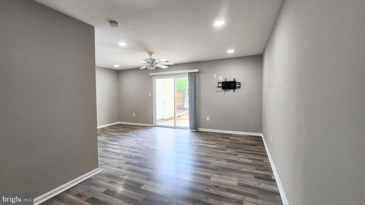 7817 W POINT CT, MANASSAS, Virginia 20109, 3 Bedrooms Bedrooms, ,2 BathroomsBathrooms,Residential,For sale,7817 W POINT CT,VAPW2098016 MLS # VAPW2098016