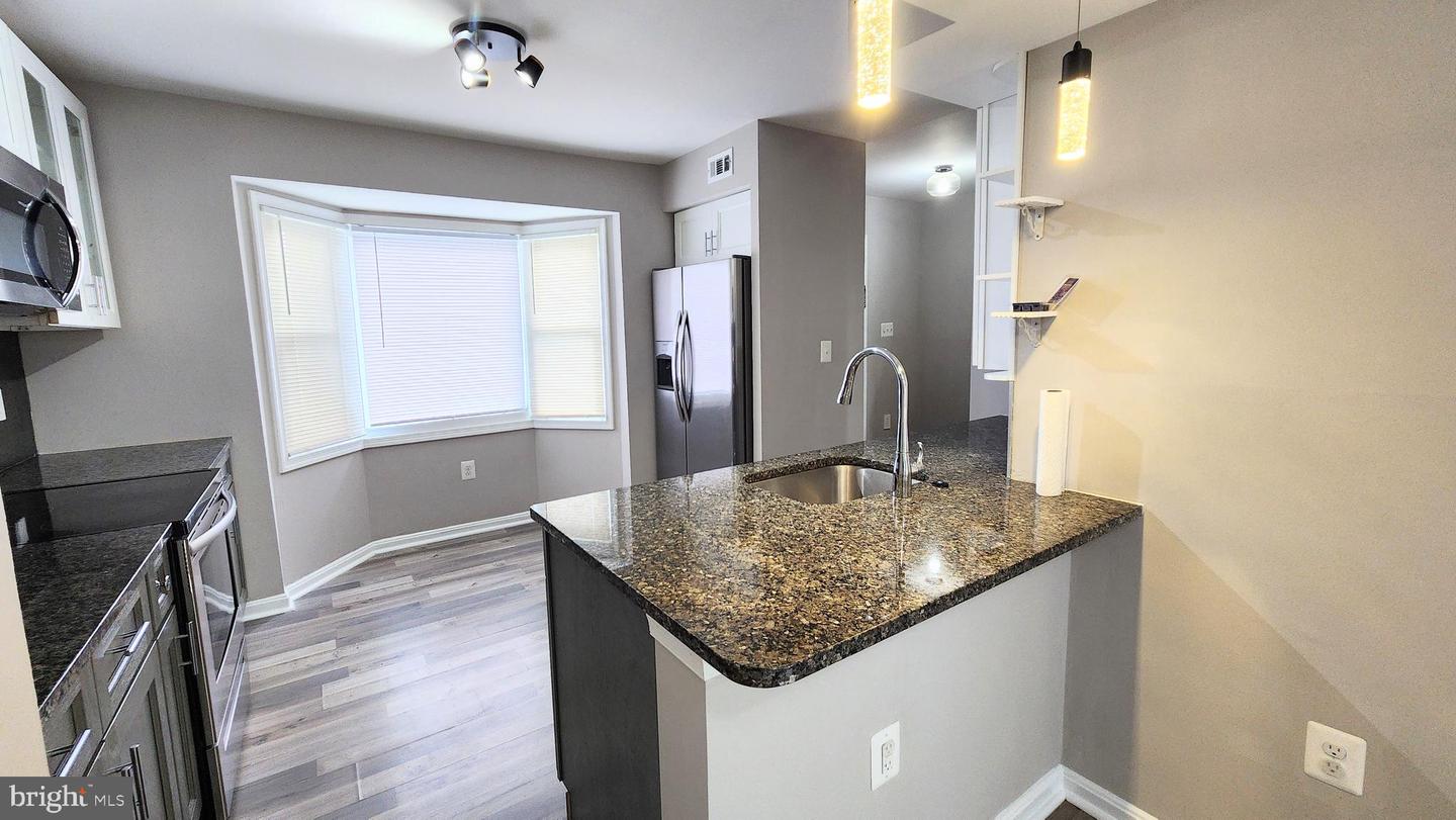 7817 W POINT CT, MANASSAS, Virginia 20109, 3 Bedrooms Bedrooms, ,2 BathroomsBathrooms,Residential,For sale,7817 W POINT CT,VAPW2098016 MLS # VAPW2098016