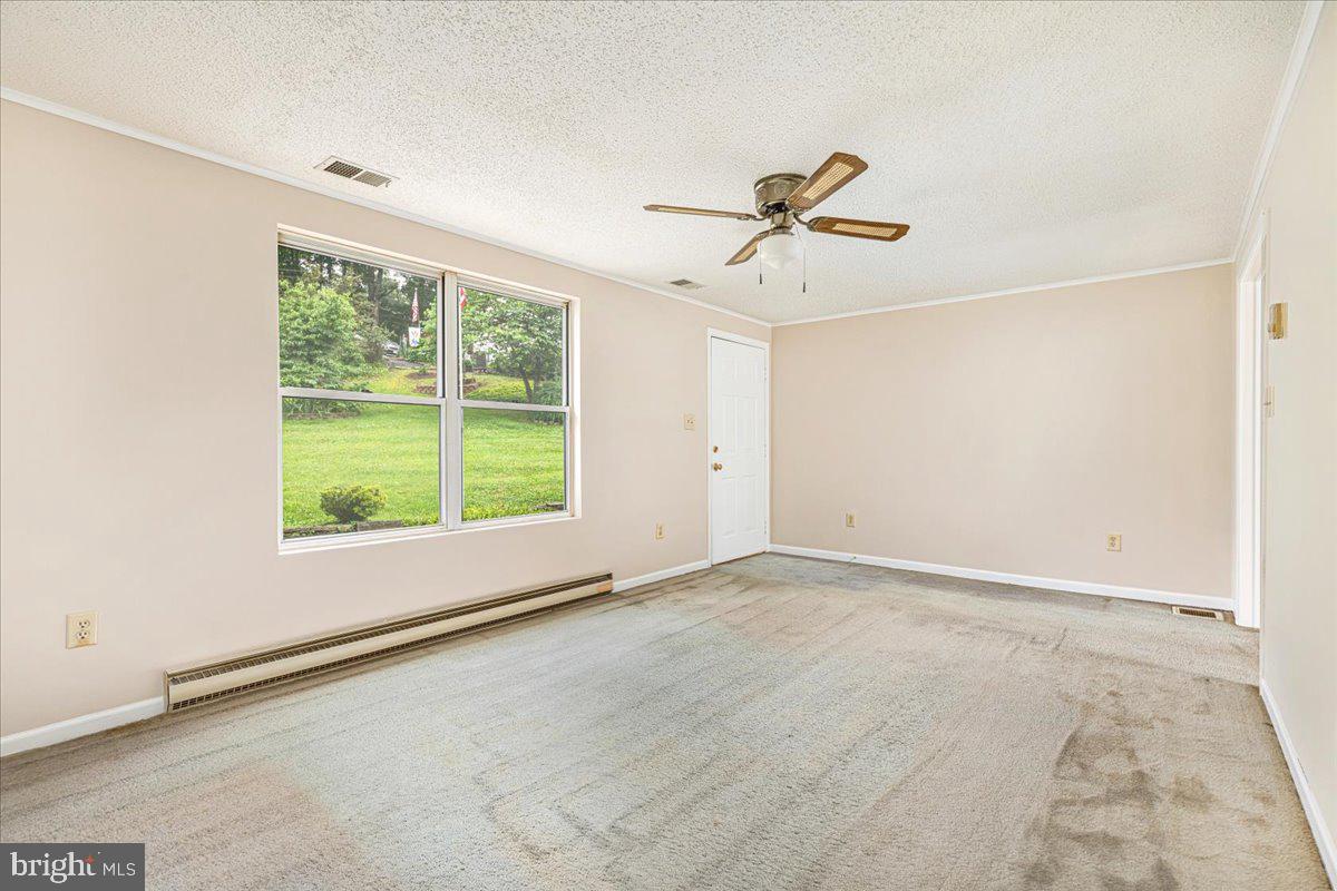 235 APPLE WAY, FRONT ROYAL, Virginia 22630, 3 Bedrooms Bedrooms, ,2 BathroomsBathrooms,Residential,For sale,235 APPLE WAY,VAWR2011596 MLS # VAWR2011596