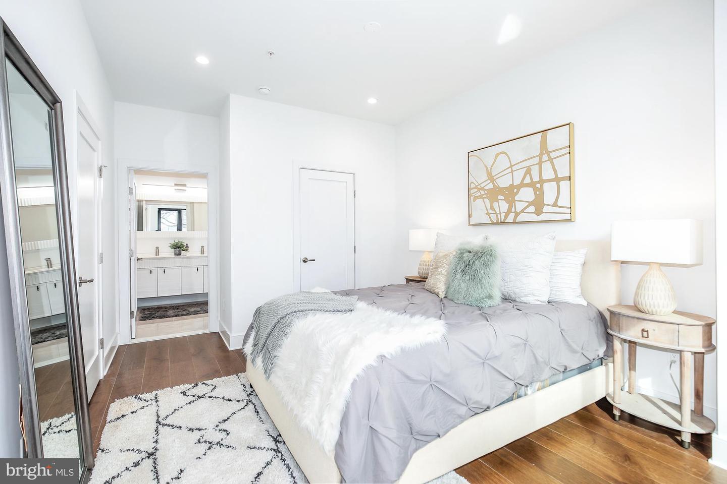 1002 RHODE ISLAND AVE NE #T3, WASHINGTON, District Of Columbia 20018, 2 Bedrooms Bedrooms, ,2 BathroomsBathrooms,Residential,For sale,1002 RHODE ISLAND AVE NE #T3,DCDC2208216 MLS # DCDC2208216