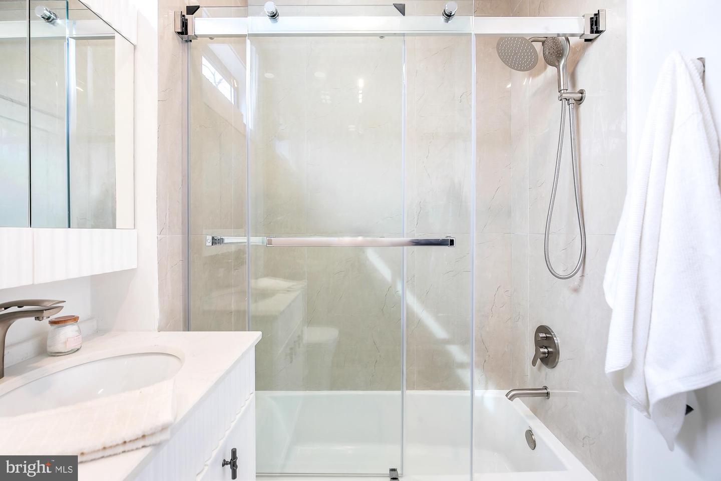 1002 RHODE ISLAND AVE NE #T3, WASHINGTON, District Of Columbia 20018, 2 Bedrooms Bedrooms, ,2 BathroomsBathrooms,Residential,For sale,1002 RHODE ISLAND AVE NE #T3,DCDC2208216 MLS # DCDC2208216