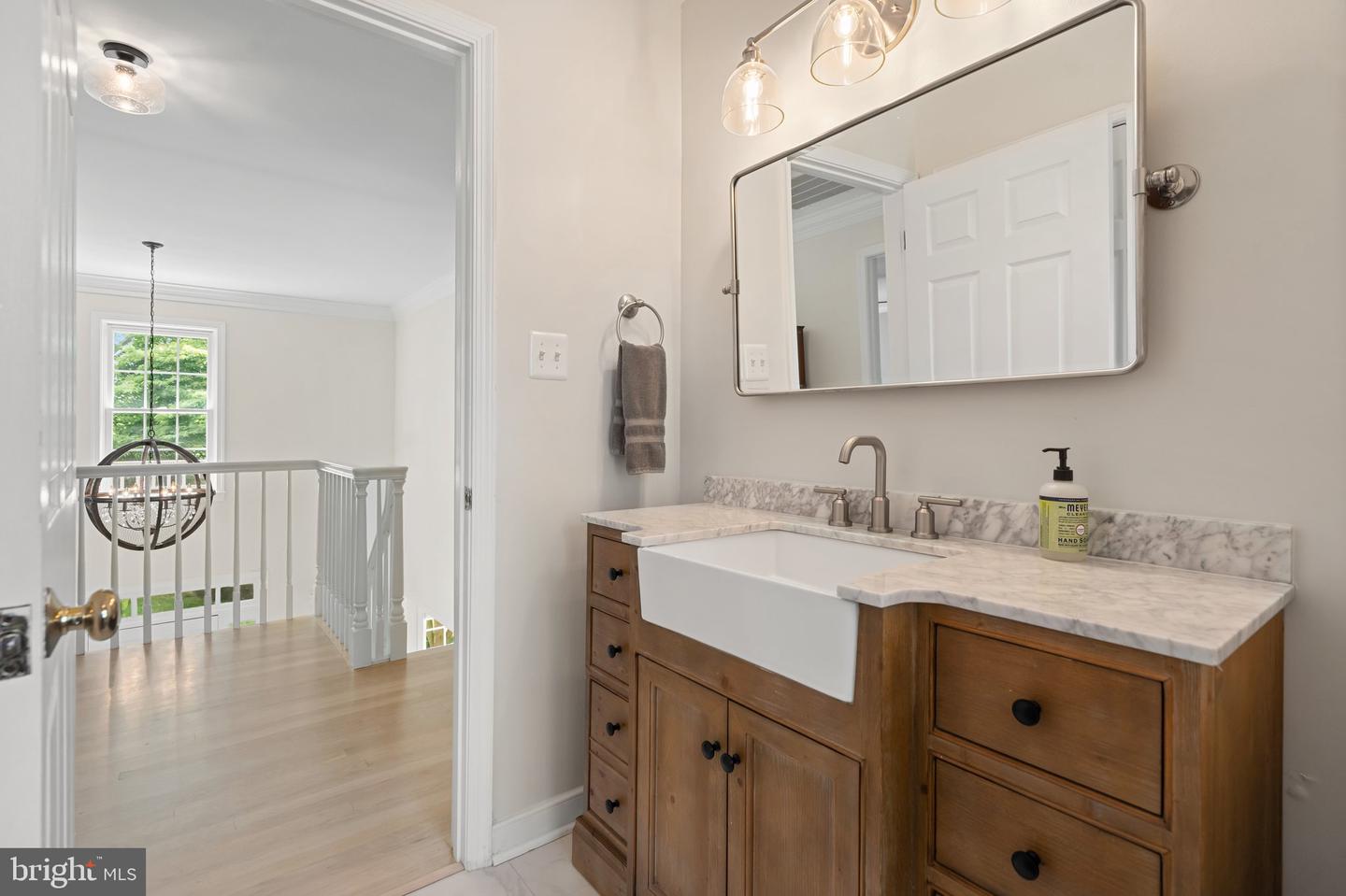 23400 MELMORE PL, MIDDLEBURG, Virginia 20117, 4 Bedrooms Bedrooms, ,2 BathroomsBathrooms,Residential,For sale,23400 MELMORE PL,VALO2100804 MLS # VALO2100804