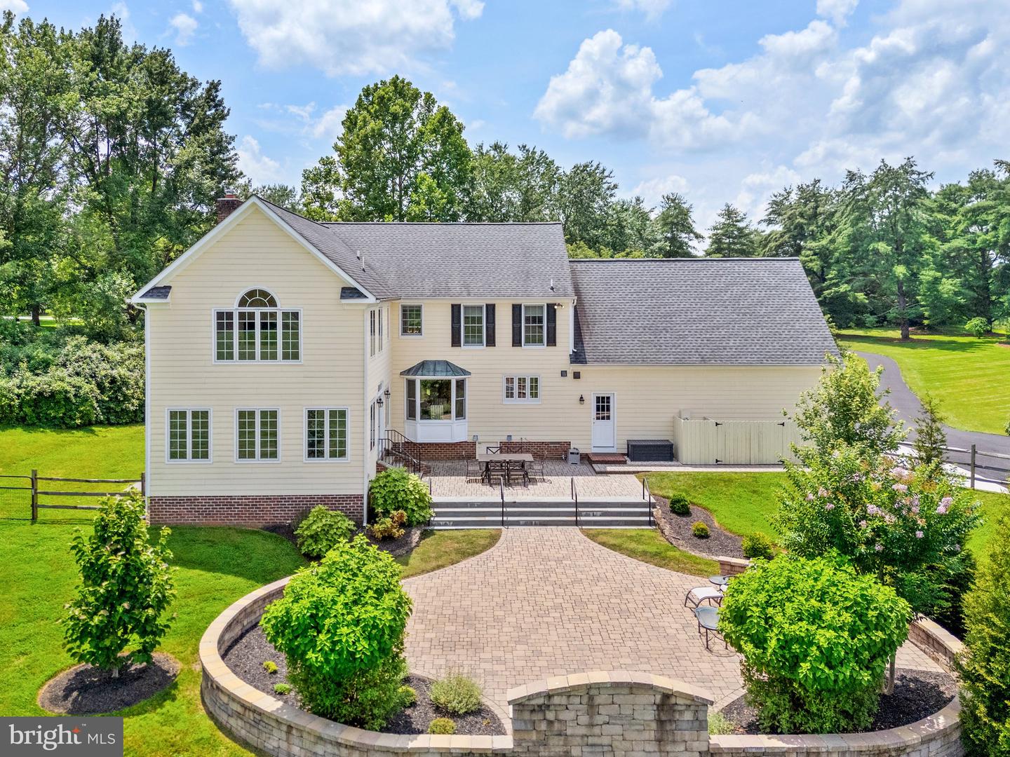 23400 MELMORE PL, MIDDLEBURG, Virginia 20117, 4 Bedrooms Bedrooms, ,2 BathroomsBathrooms,Residential,For sale,23400 MELMORE PL,VALO2100804 MLS # VALO2100804