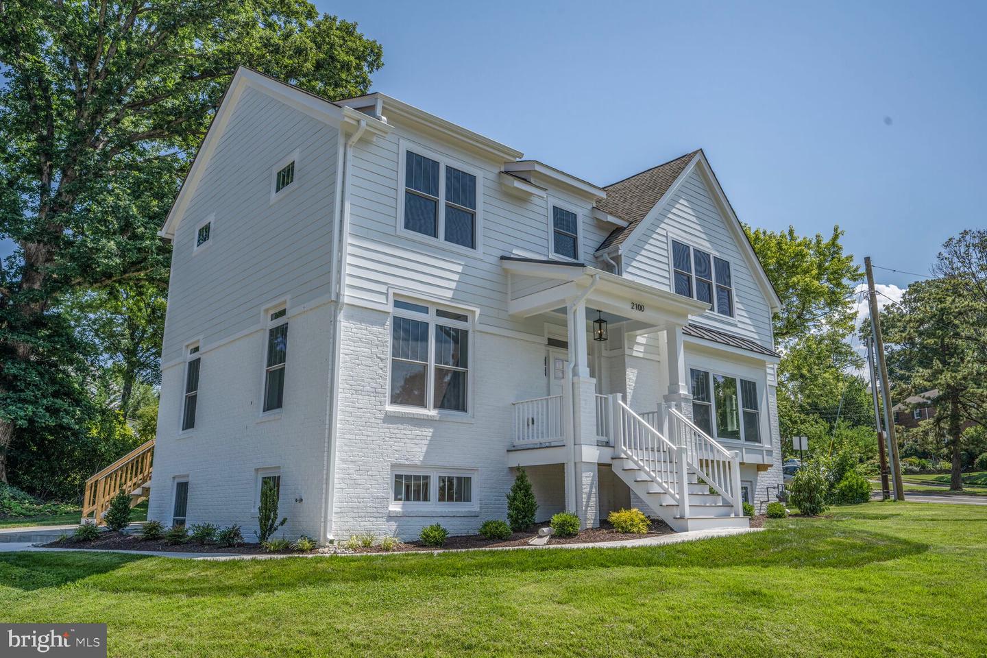 2100 PATRICK HENRY DRIVE, ARLINGTON, Virginia 22205, 5 Bedrooms Bedrooms, ,3 BathroomsBathrooms,Residential,For sale,2100 PATRICK HENRY DRIVE,VAAR2060070 MLS # VAAR2060070